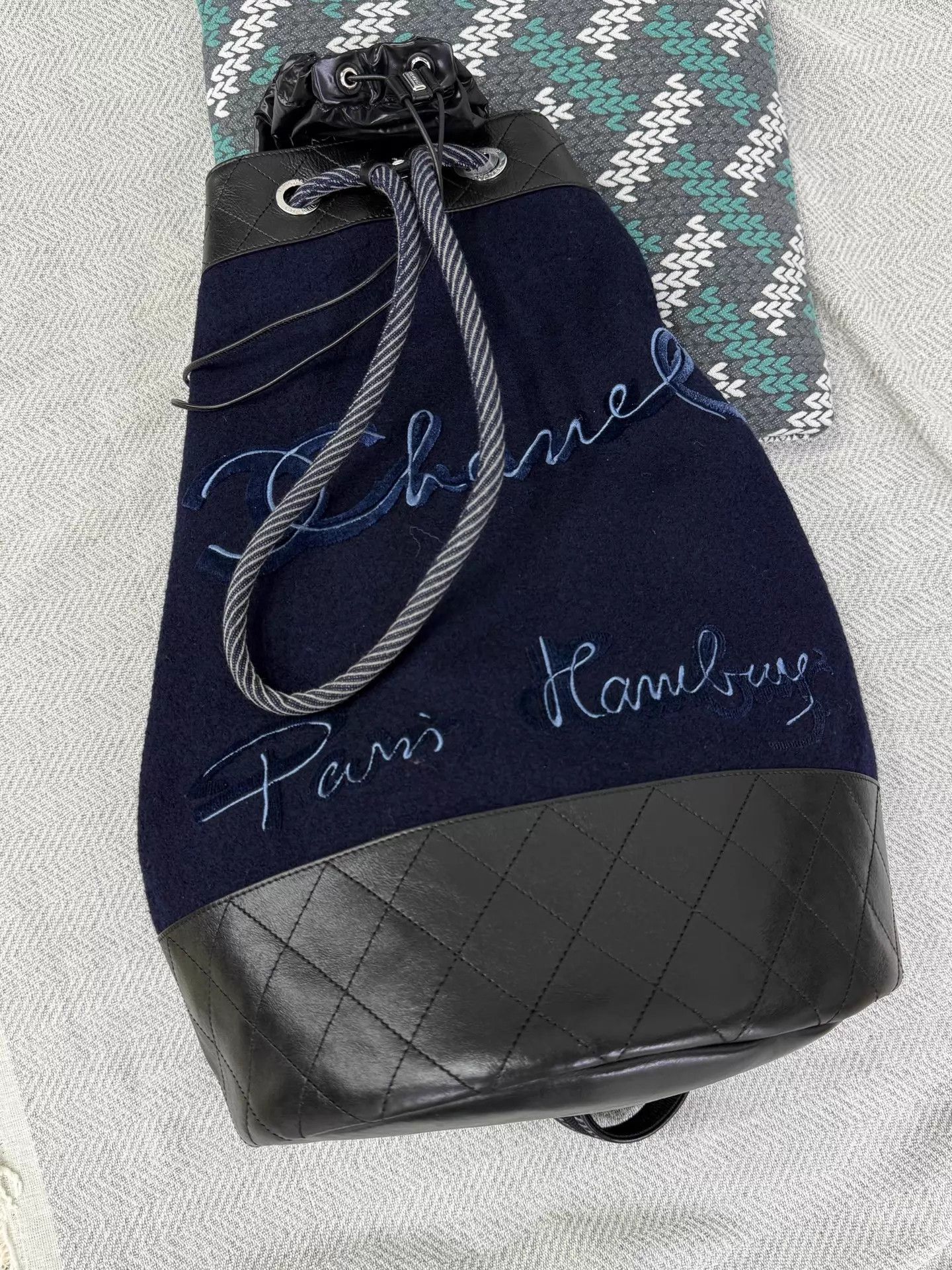 Chanel Chanel Hamburg Large Logo Bucket Bag Unisex Travel Unused Size ONE SIZE - 1 Thumbnail