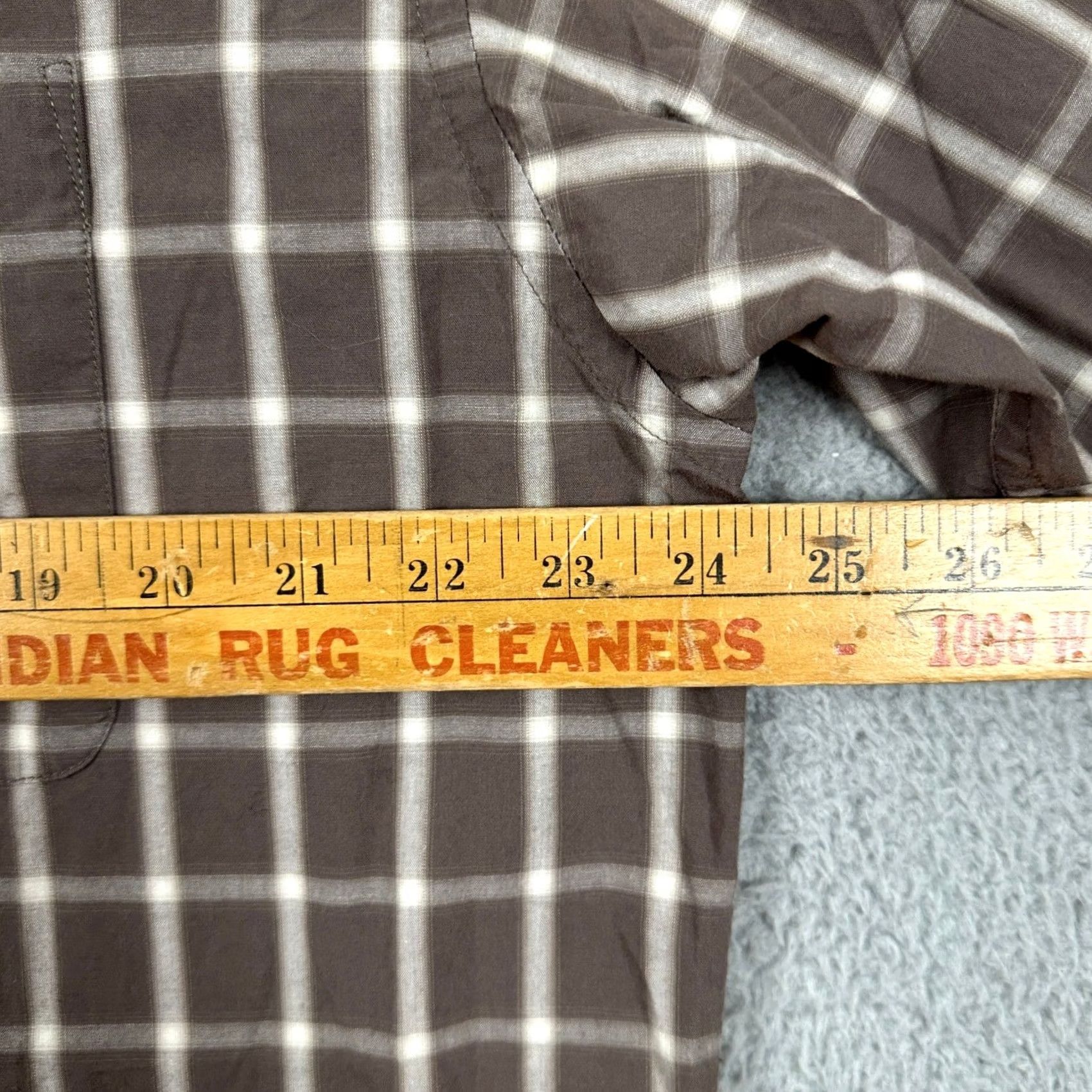 Banana Republic Banana Republic Shirt Button Up Men Large Grayish Brown Plaid Long Sleeve Casual Size US L / EU 52-54 / 3 - 5 Thumbnail