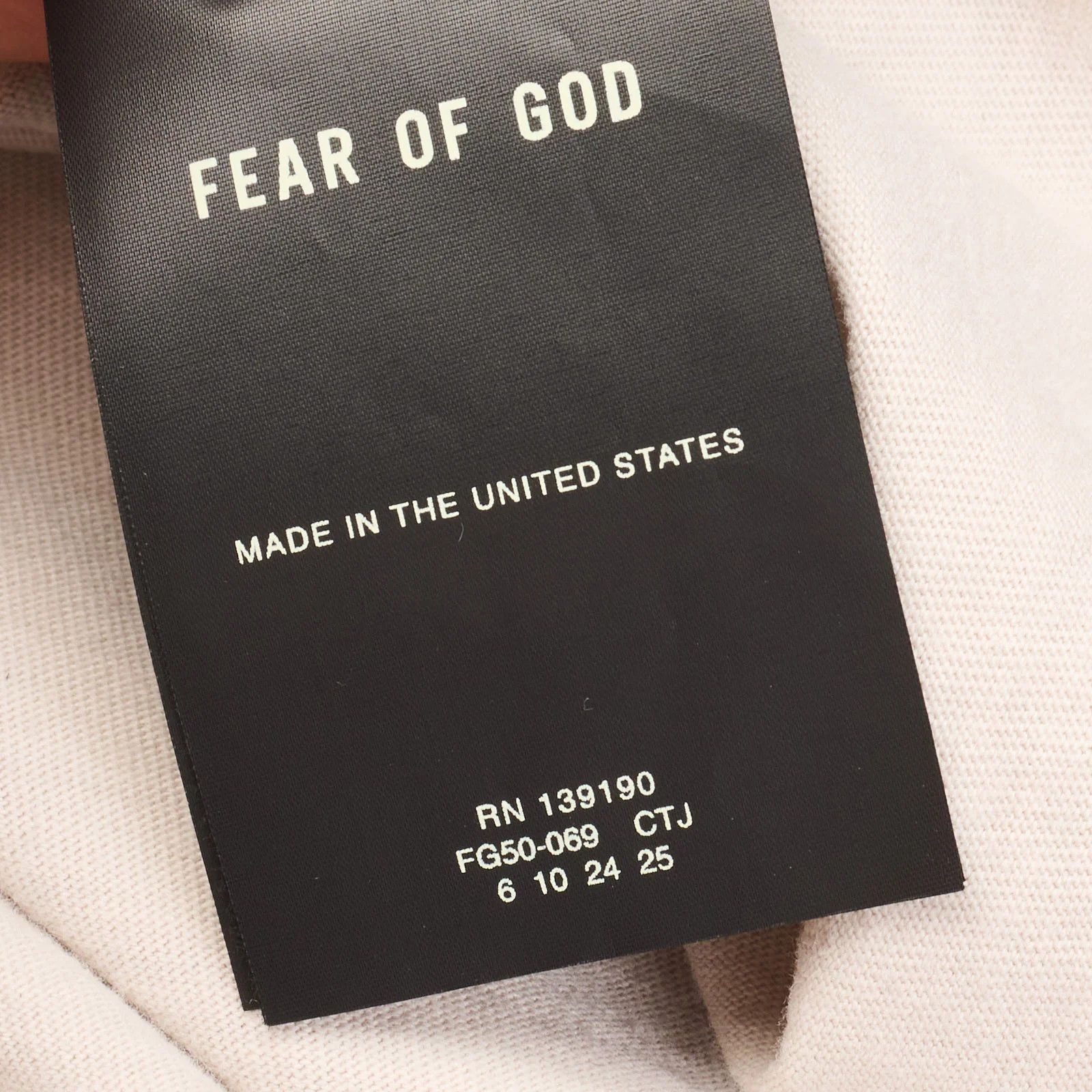 Fear of God FEAR OF GOD Taupe "7" Logo Cotton Short Sleeve T-Shirt NEW L Size US L / EU 52-54 / 3 - 7 Thumbnail