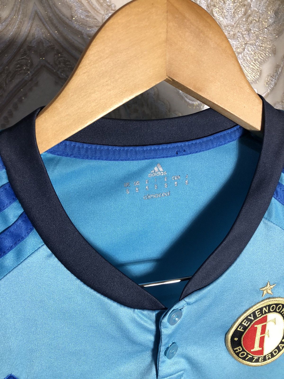 Adidas × Vintage VERY RARE ADIDAS FC FEYENOORD NETHERLANDS SOCCER JERSEY Size US S / EU 44-46 / 1 - 6 Thumbnail