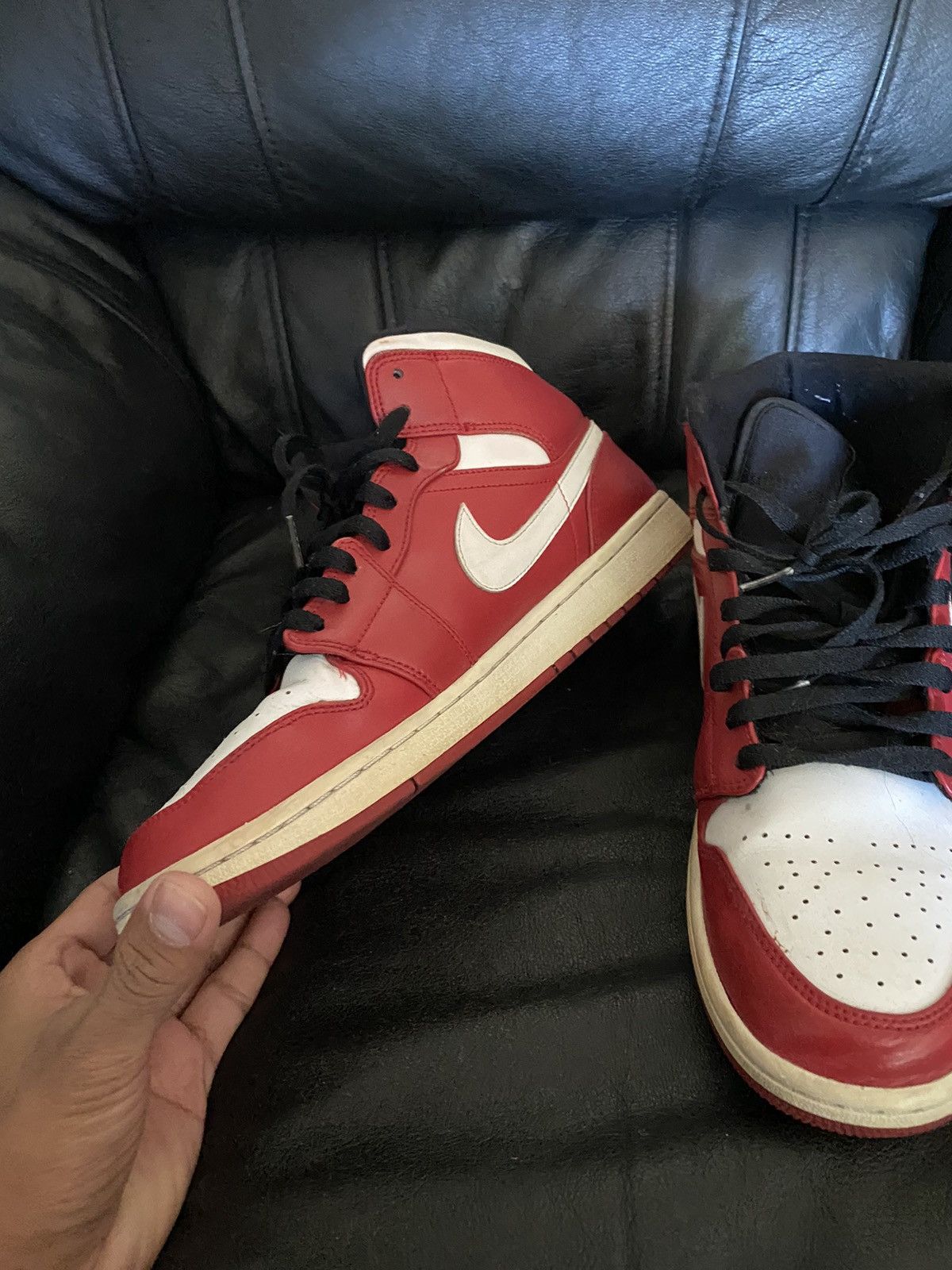 Jordan Brand × Nike Jordan 1 Chicago Red Size US 10.5 / EU 43-44 - 6 Thumbnail