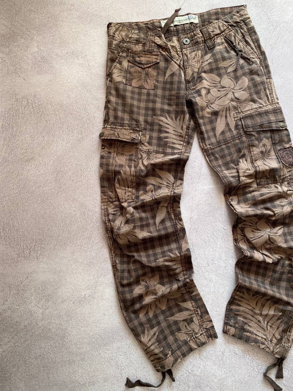 Japanese Brand Dirty pants Faded Crash denim thrashed y2k distressed jeans Size US 32 / EU 48 - 4 Thumbnail