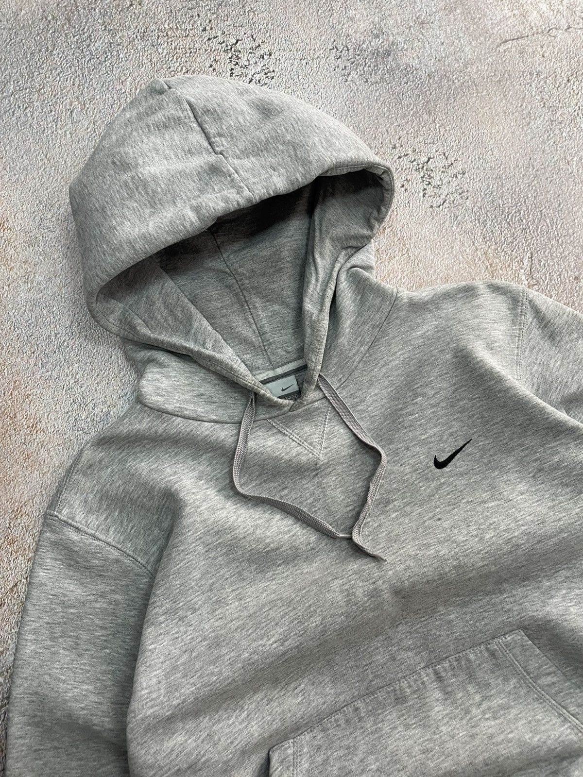 Nike Vintage Nike Small Swoosh Basic Hoodie Size US S / EU 44-46 / 1 - 3 Thumbnail