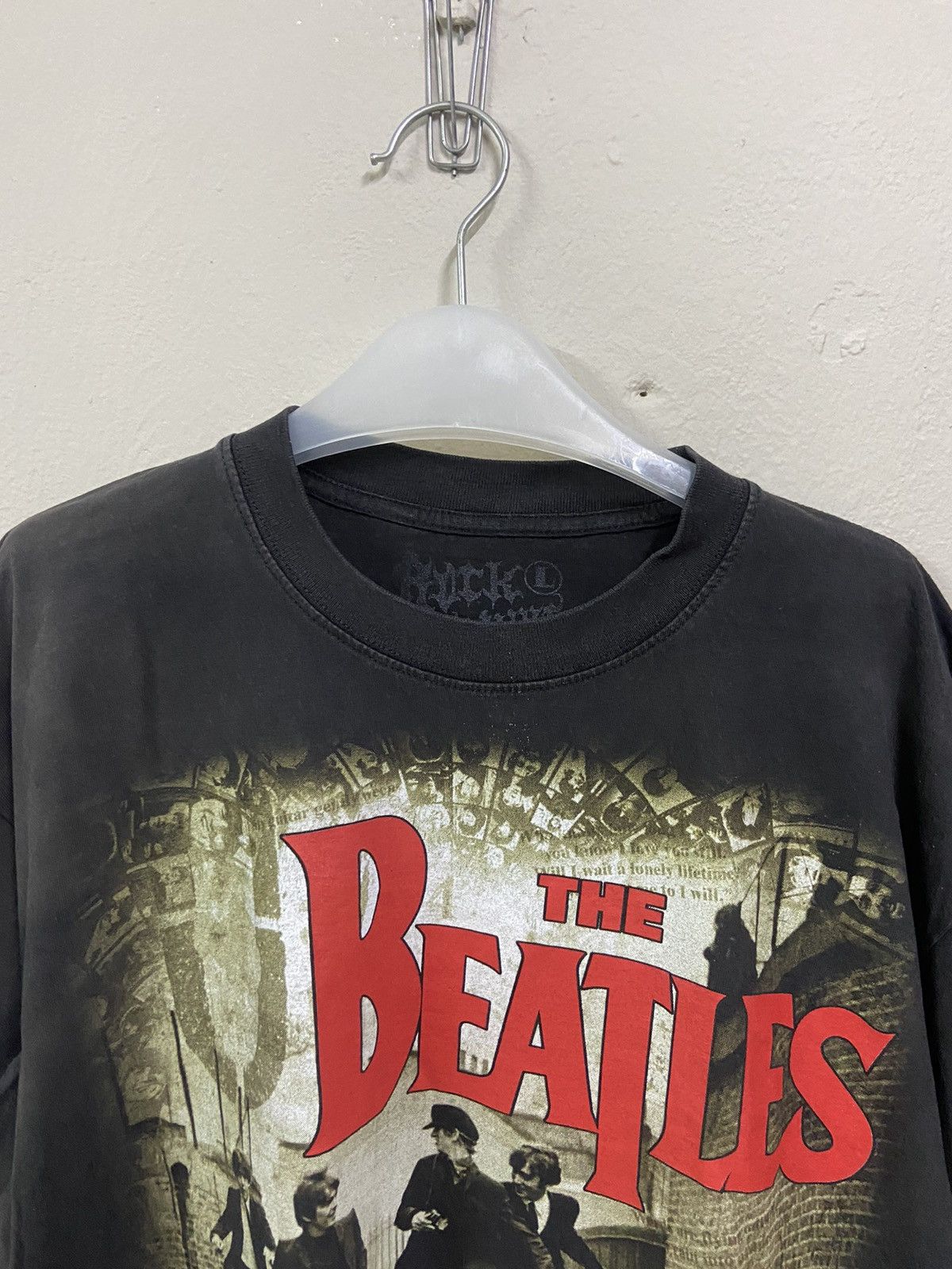 Band Tees × Vintage Distressed Sun Faded The Beatles Tshirt Size US L / EU 52-54 / 3 - 3 Thumbnail