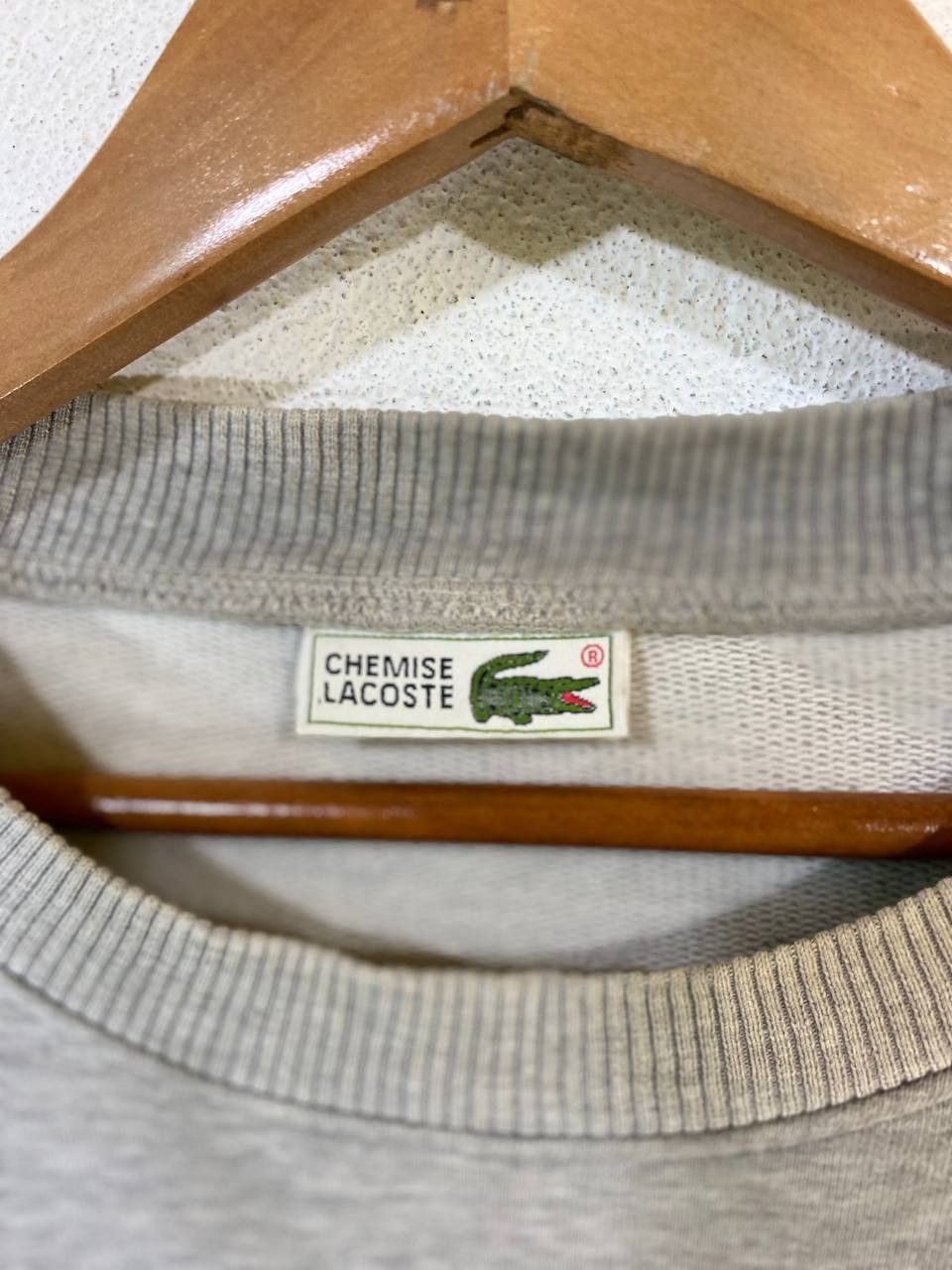Lacoste vintage lacoste embroided logo sweatshirt nice design Size US XL / EU 56 / 4 - 3 Thumbnail