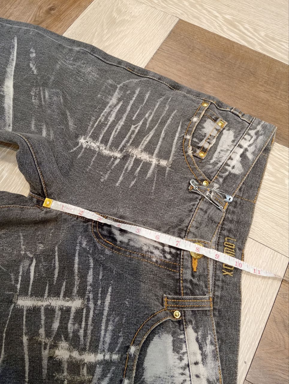 LOWBOX LOWBOX JAPAN FLARED DISTRESSED JEANS Size US 33 - 12 Thumbnail