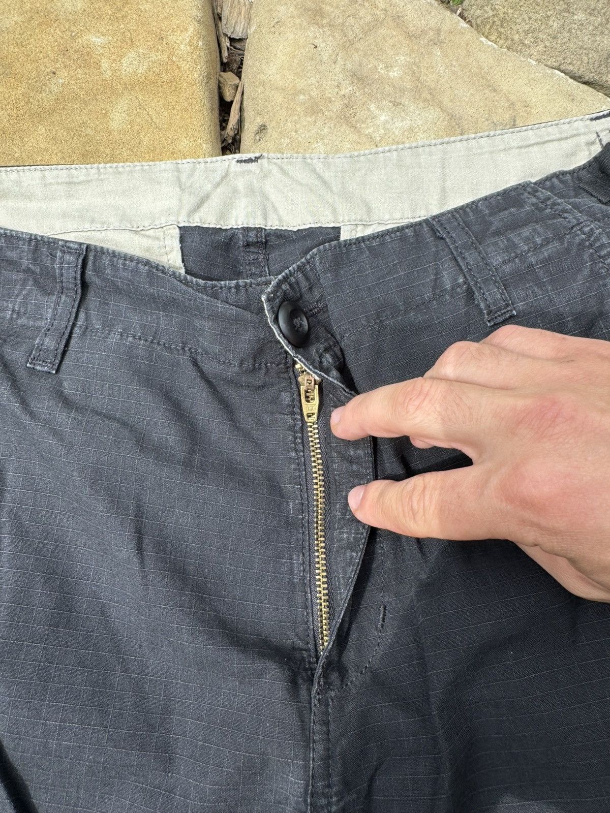 Carhartt Vintage Carhartt Distressed Cargo Pants Size US 31 - 9 Thumbnail