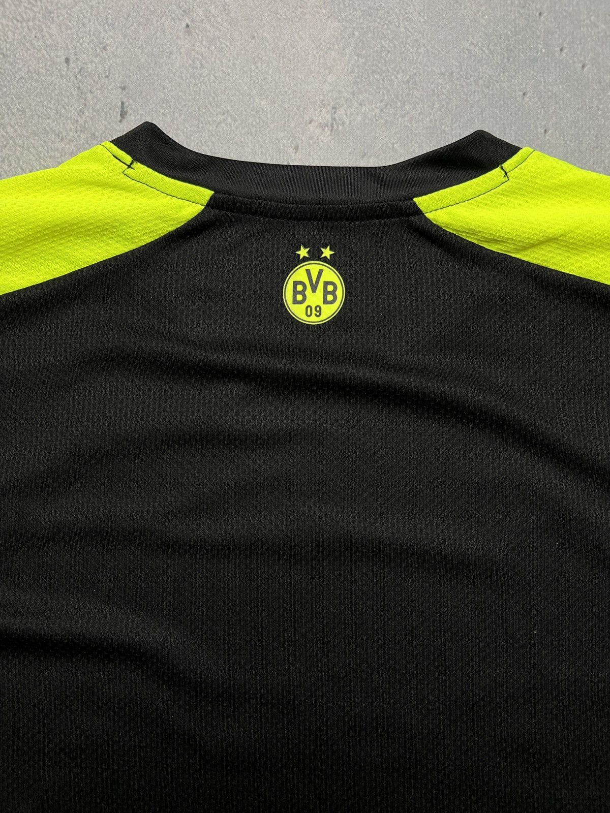 Puma Vintage Puma Borussia Dortmund Football Jersey Tee Black Size US S / EU 44-46 / 1 - 8 Thumbnail