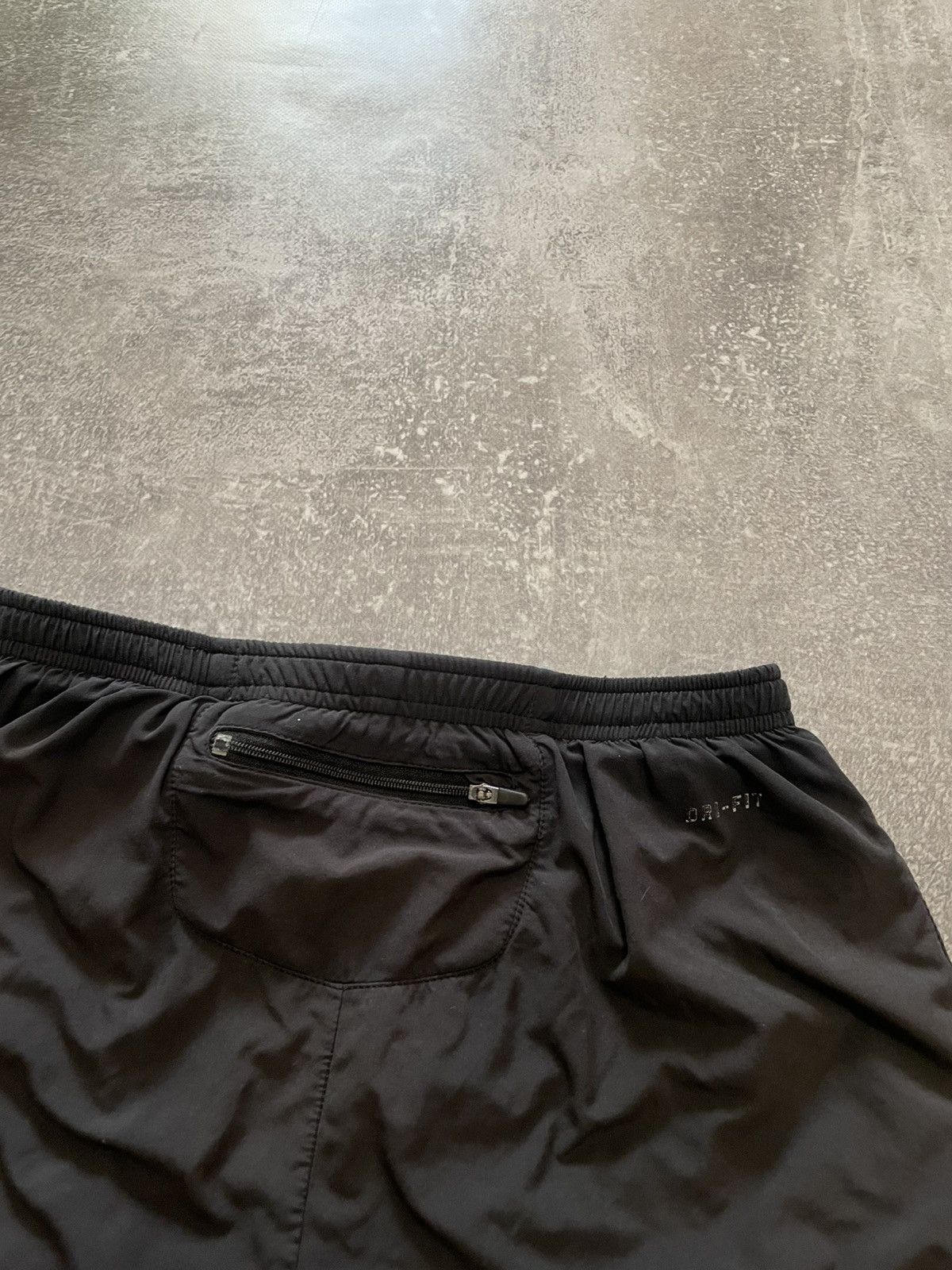 Nike Nike Dri-Fit Running Shorts Size S Size US 30 / EU 46 - 15 Thumbnail