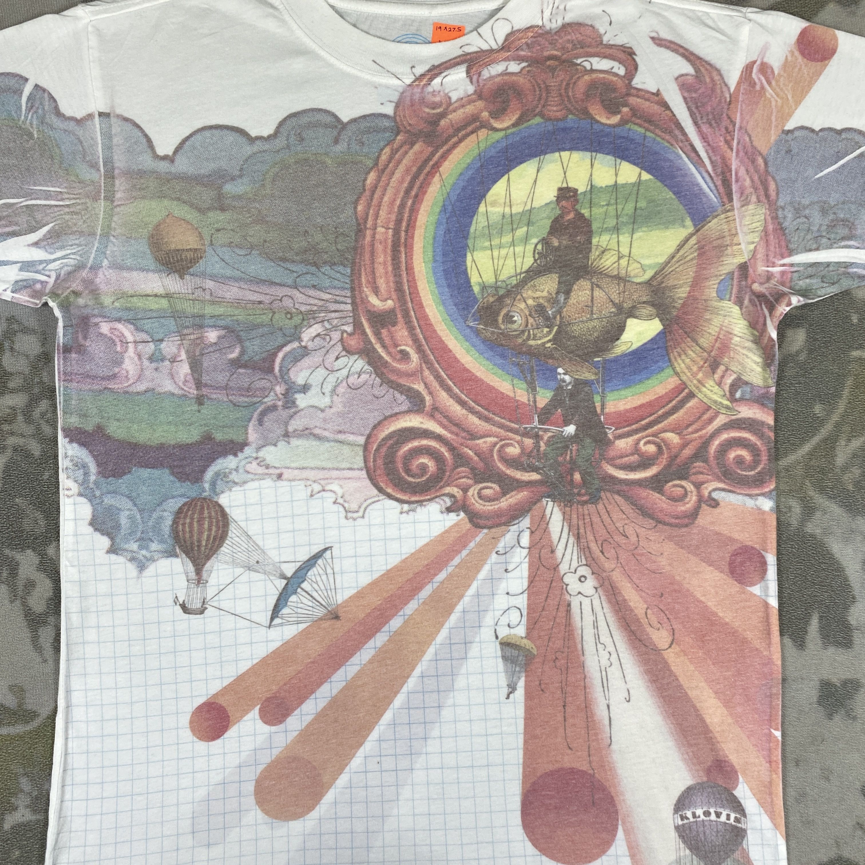 Japanese Brand Vintage Over Print Art T-Shirt - L060 Size US S / EU 44-46 / 1 - 3 Thumbnail