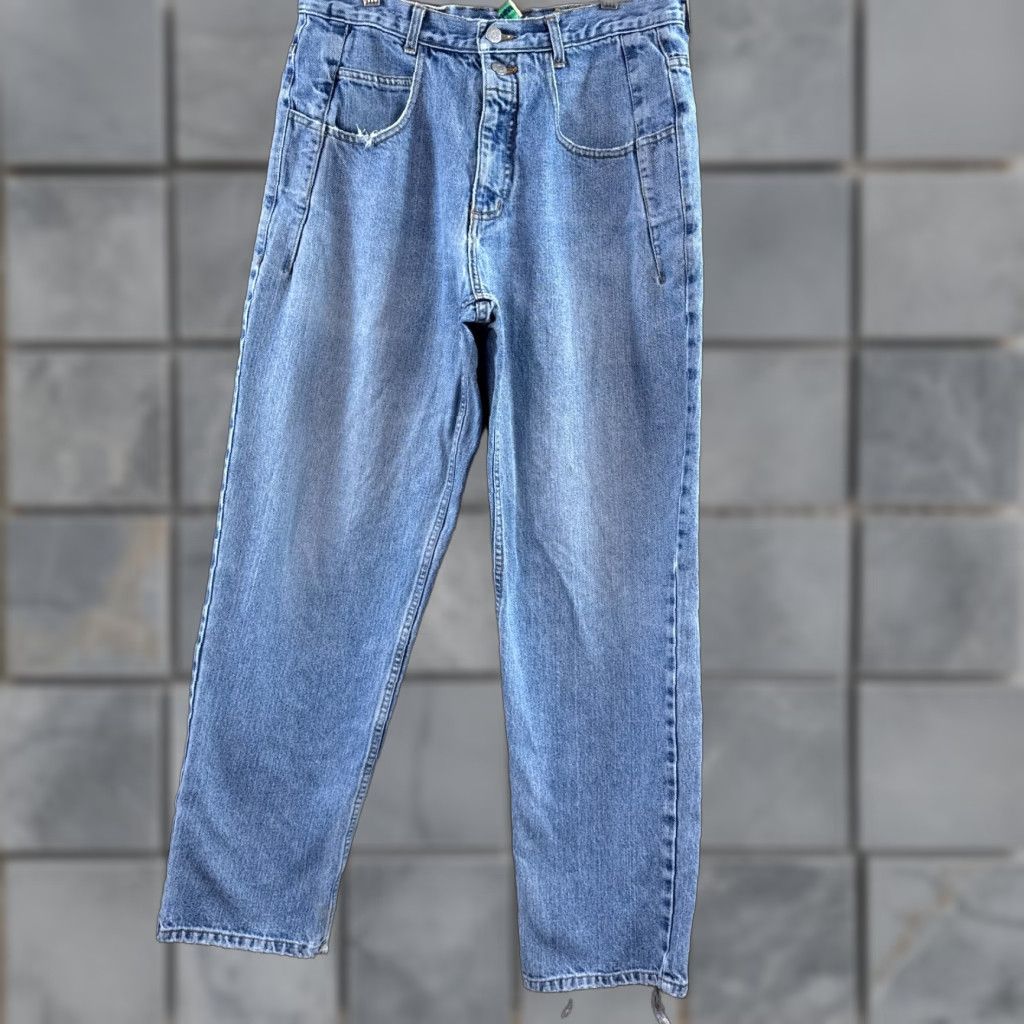 Guess VINTAGE GUESS Jeans Mens 32x32 Blue Pants Denim Distressed 90s Thrashed Made USA 5-Pocket Size US 32 / EU 48 - 1 Thumbnail