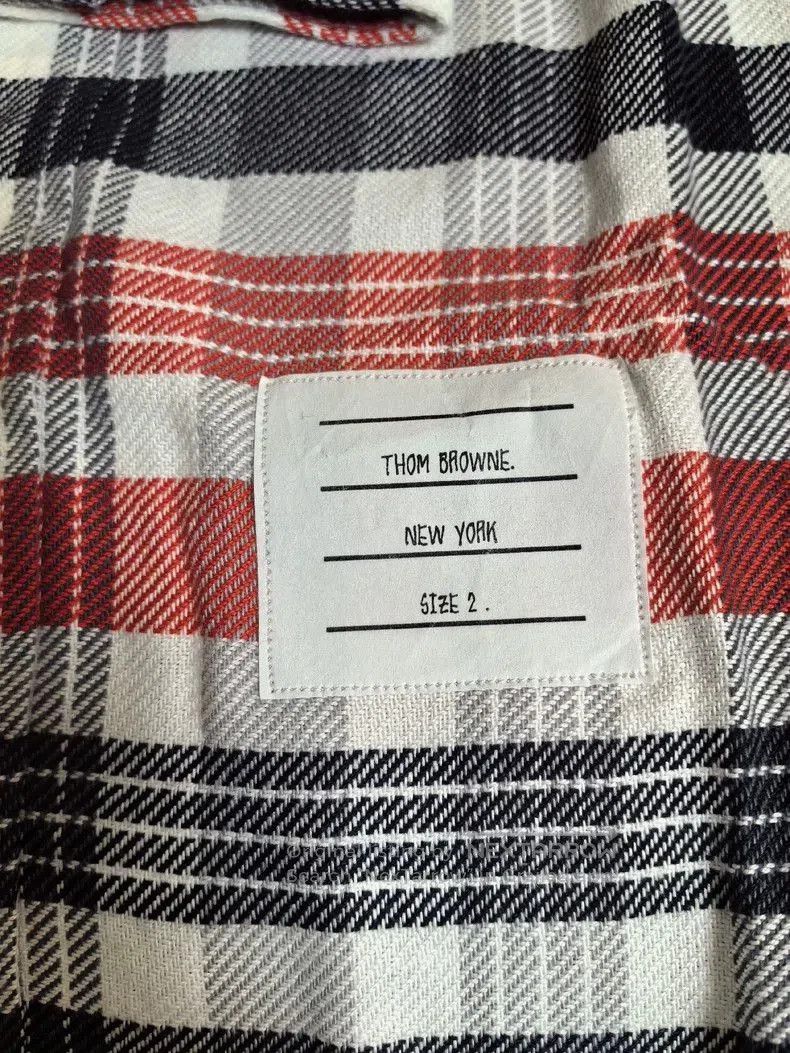 Thom Browne THOM BROWNE Men's Plaid Shirt. Size US M / EU 48-50 / 2 - 4 Thumbnail