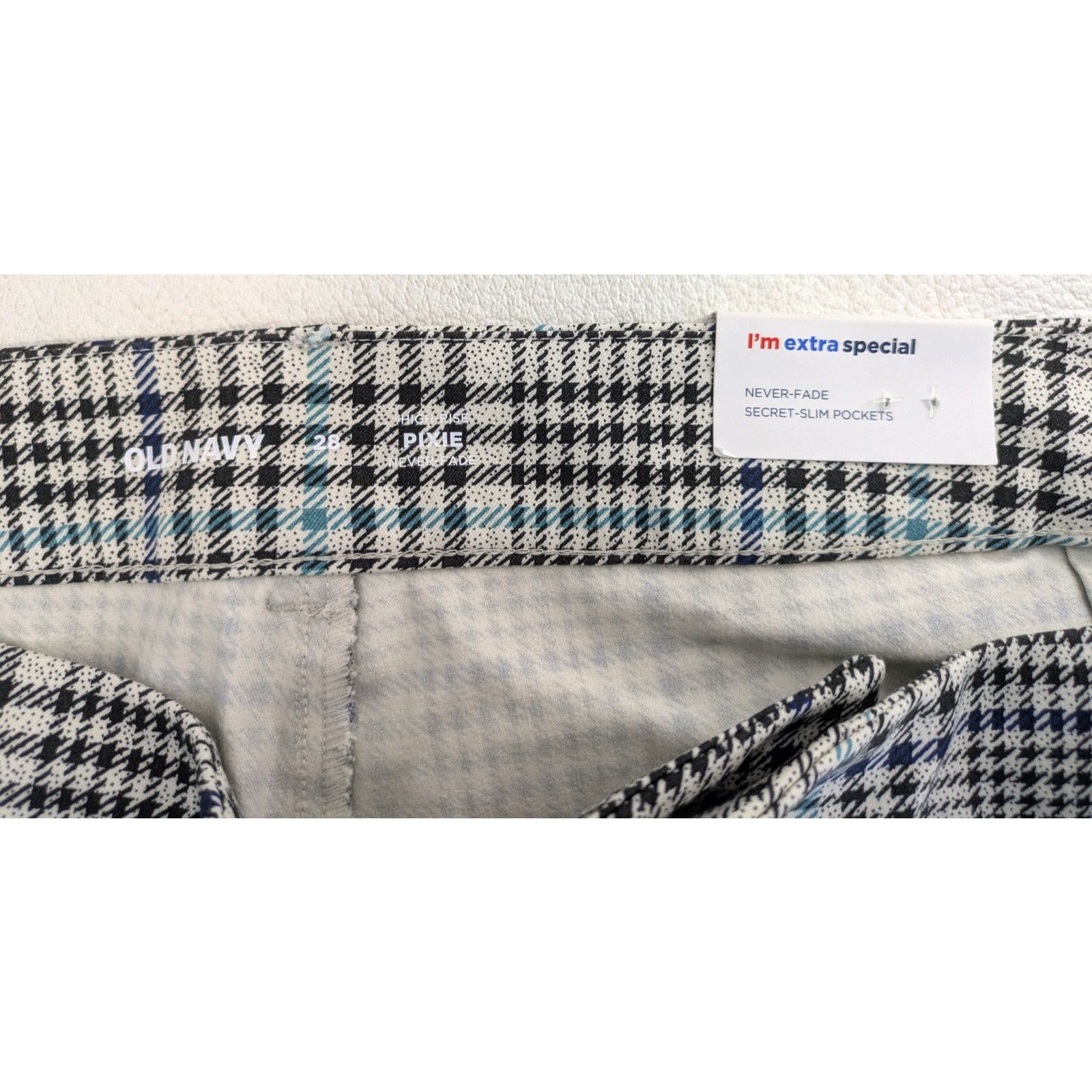 Old Navy Old Navy Hi Rise Pixie Pants 28 Houndstooth Black White Blue Size 28" / US 6 / IT 42 - 9 Thumbnail