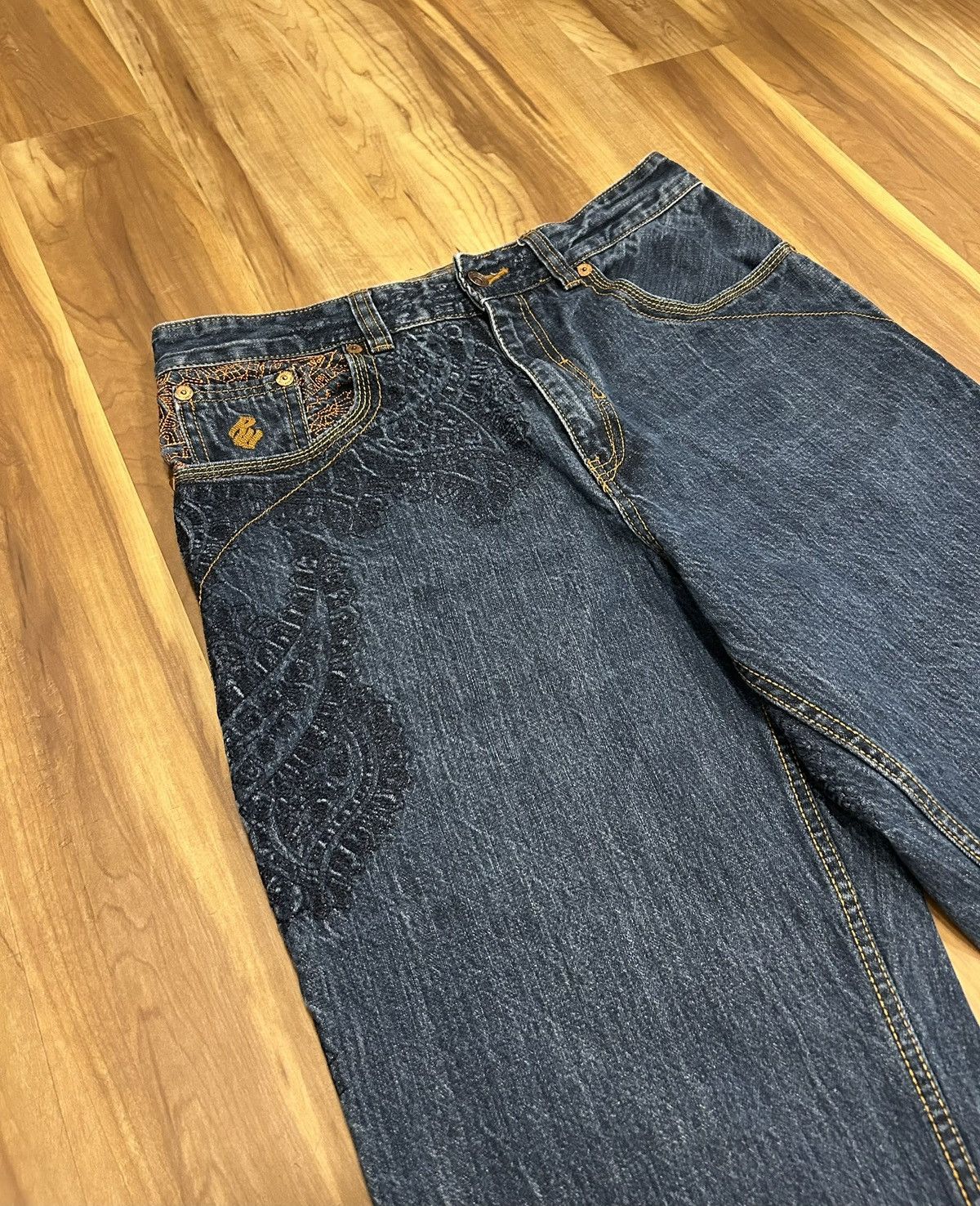 Rocawear Rocawear Paisley Embroidery Jeans Size US 36 / EU 52 - 4 Thumbnail