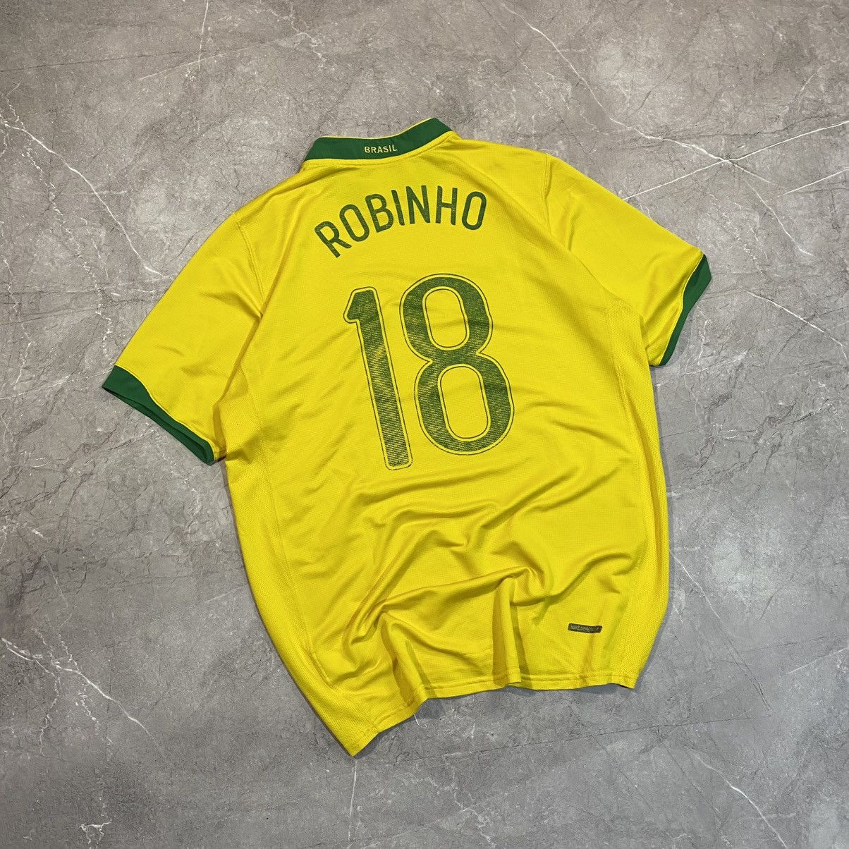 Nike × Vintage ROBINHO ! VINTAGE NIKE BRAZIL TEE SOCCER JERSEY NATION 00s Size US L / EU 52-54 / 3 - 7 Thumbnail