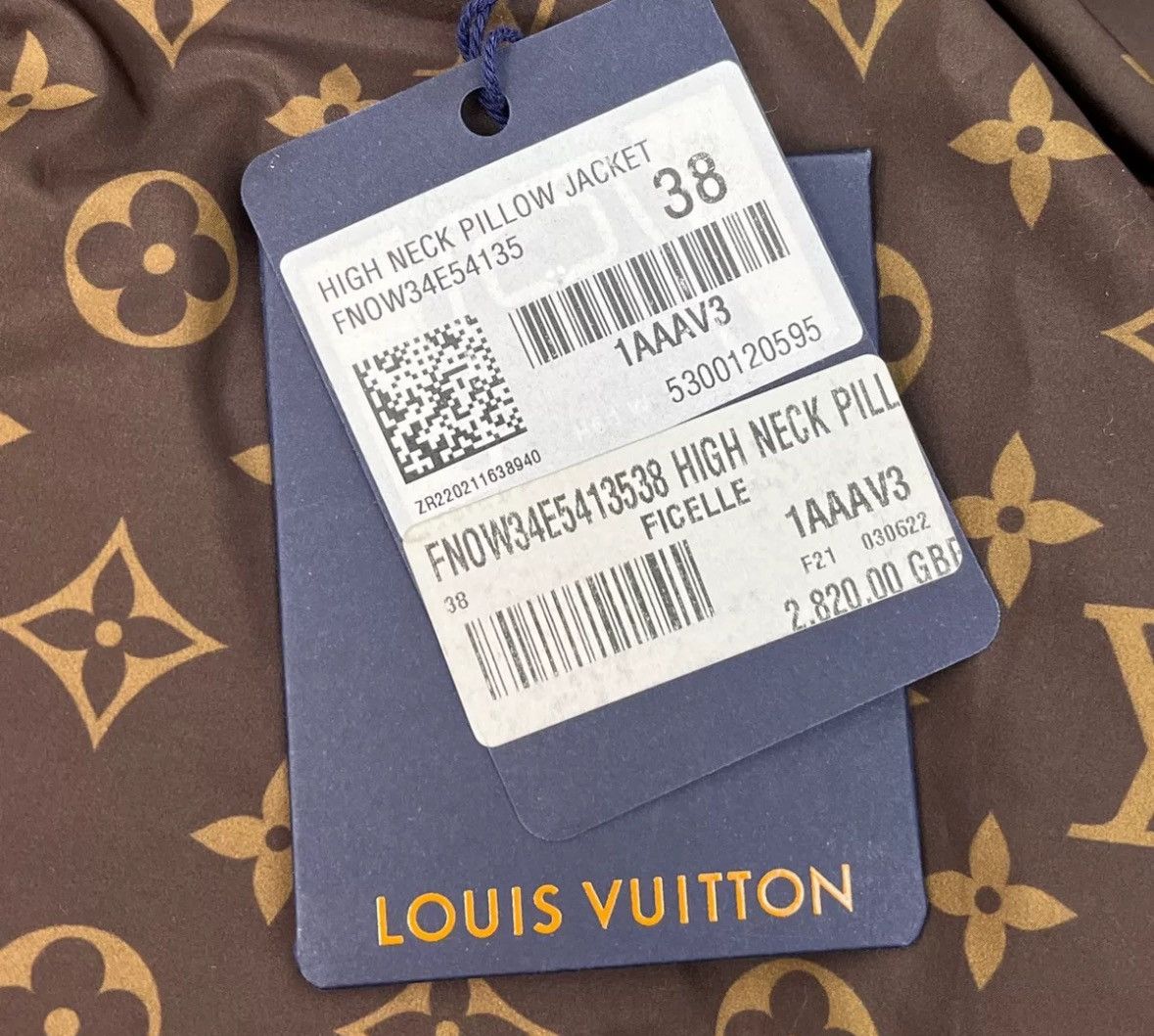 Louis Vuitton Louis Vuitton Brown classic leather logo button down jacket Size US S / EU 44-46 / 1 - 8 Thumbnail