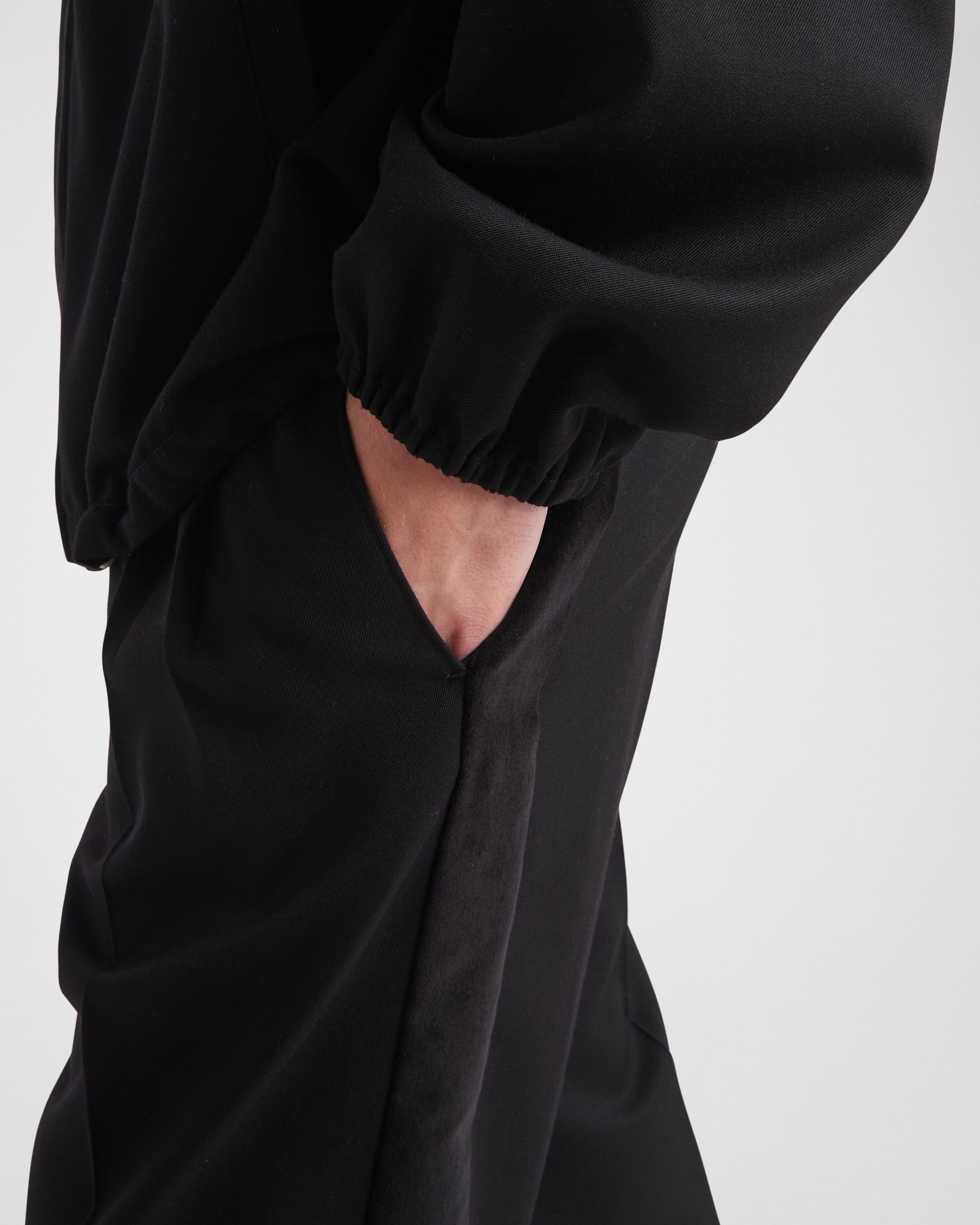 Prada oc11z0625 Wool Pant in Black Size US 32 / EU 48 - 3 Thumbnail
