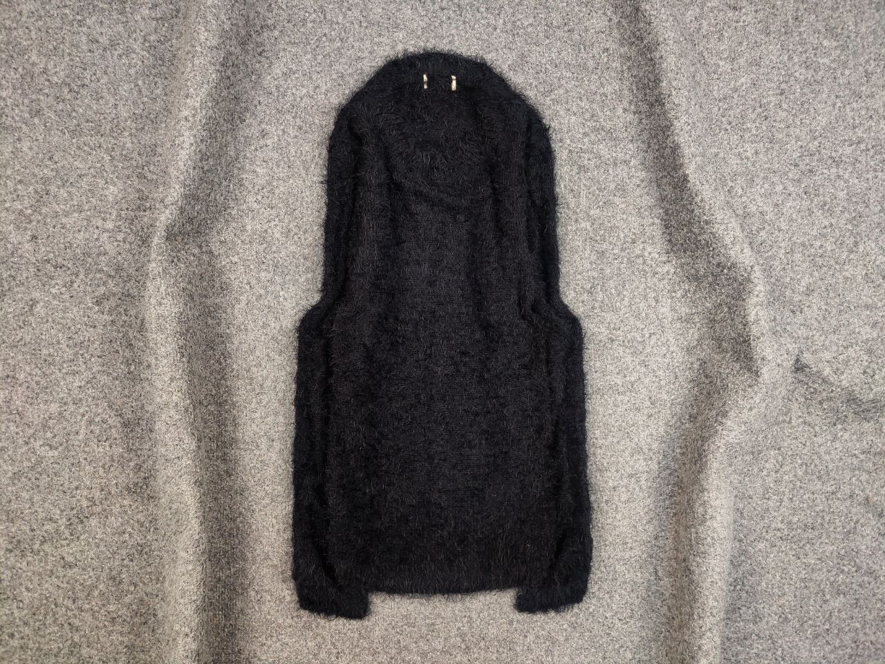 Japanese Brand Vintage Japanese Black Mohair Style Fuzzy Sweater Y2K Size US M / EU 48-50 / 2 - 1 Thumbnail