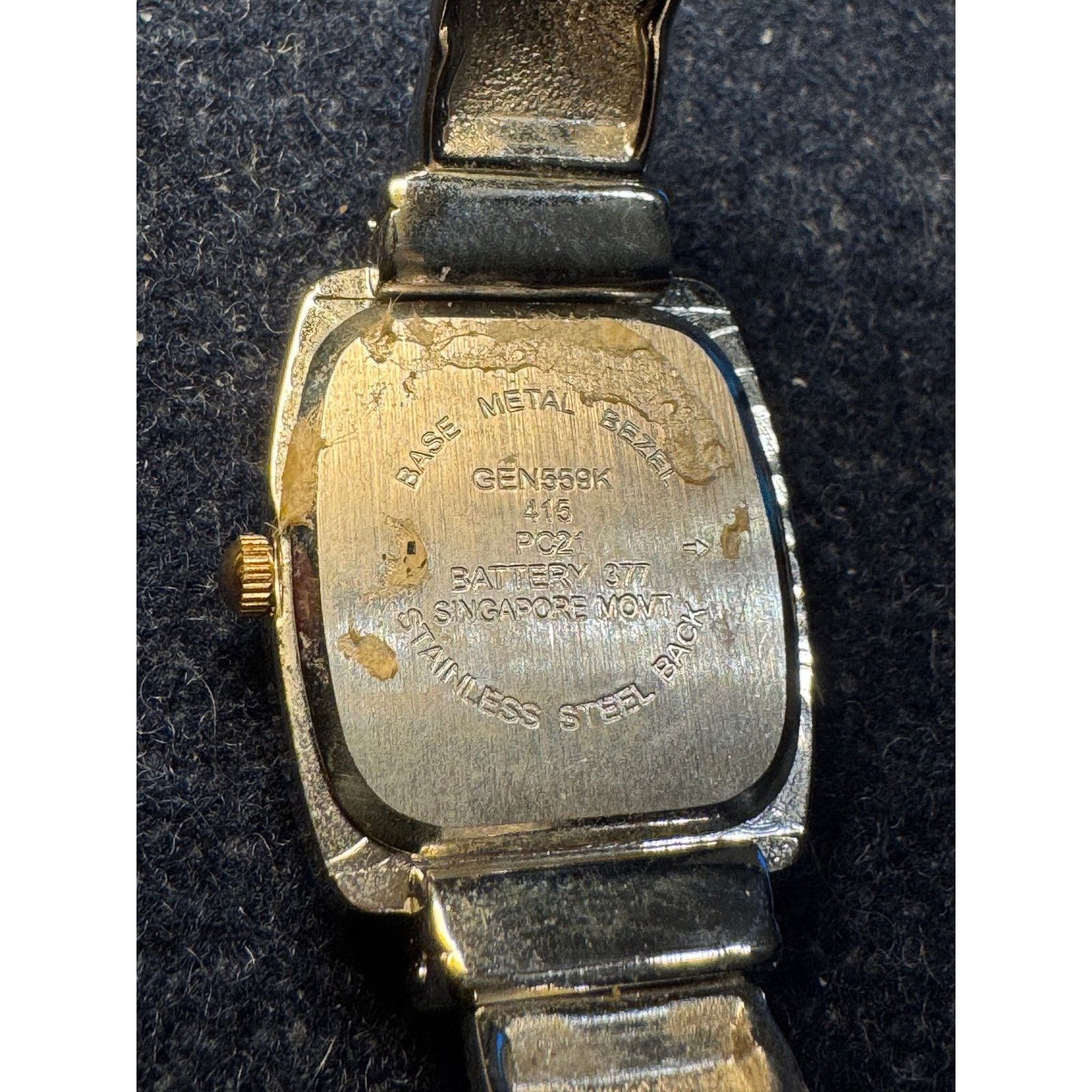 Geneva Geneva Women's Gen559K Gold Tone Watch Size ONE SIZE - 4 Thumbnail