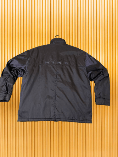 Nike Nike Jacket Vintage 90s Windbreaker Logo Center Swoosh Size US L / EU 52-54 / 3 - 1 Thumbnail