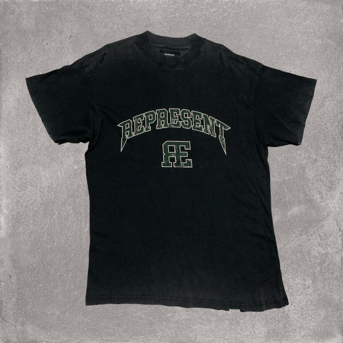 Represent Clo. Represent XS Varsity Logo Graphic Vintage Black Tee Size US XS / EU 42 / 0 - 1 Thumbnail
