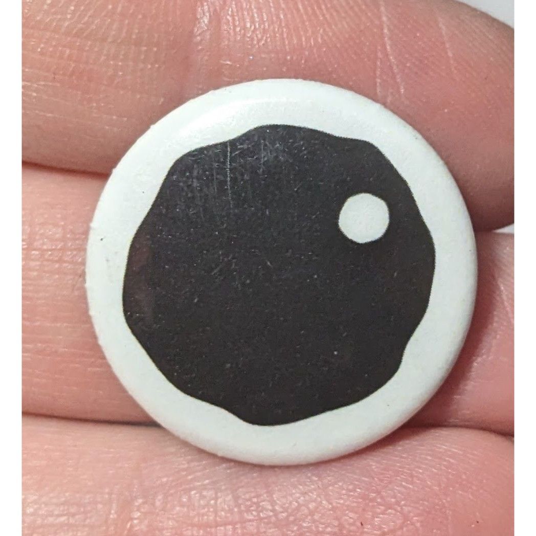 Other Cartoon Eye Black And White Fashion Button/Pin Size ONE SIZE - 3 Thumbnail