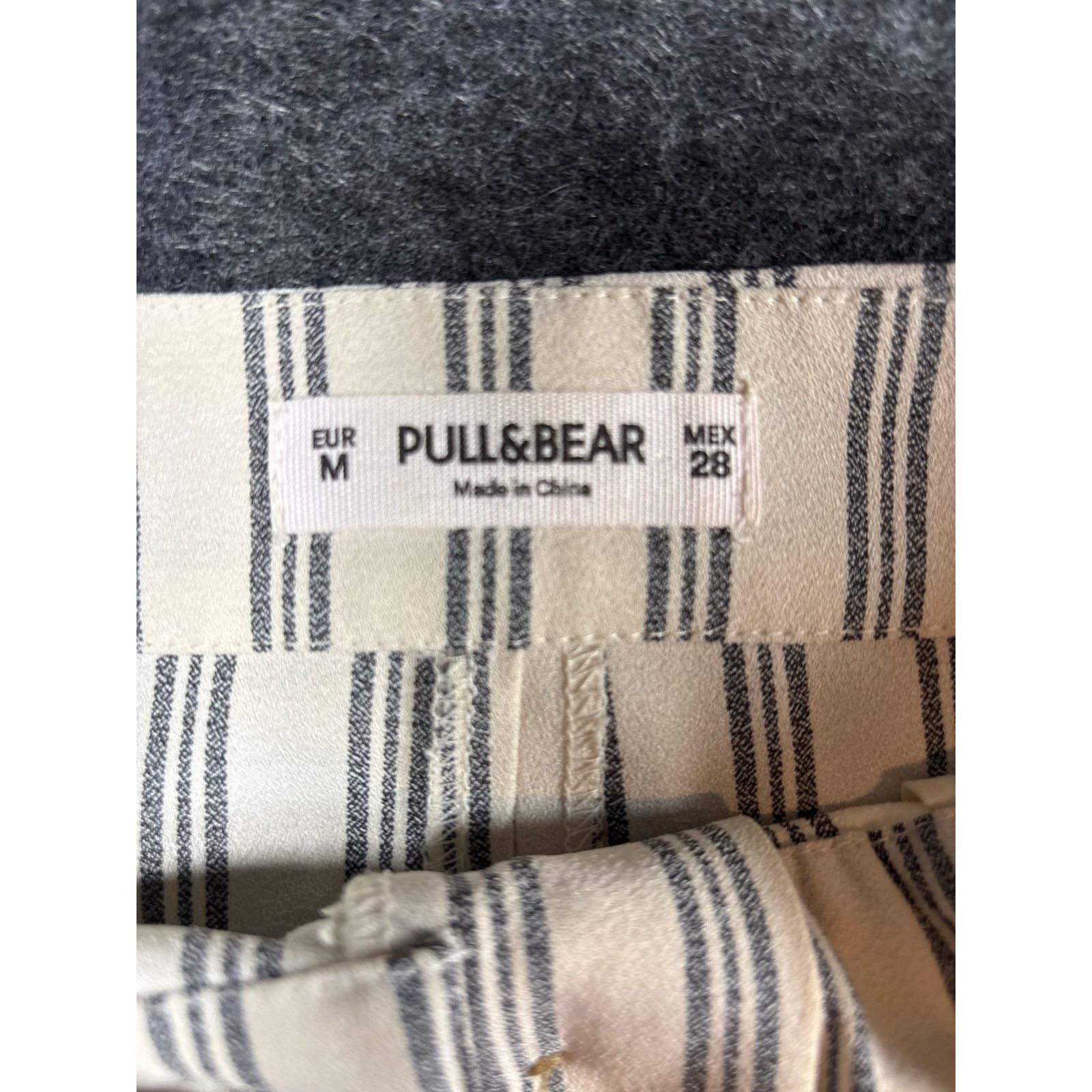 Pull & Bear Pull & Bear Striped Mini Skirt Size M 28 High Waist Casual Size 28" / US 6 / IT 42 - 3 Thumbnail