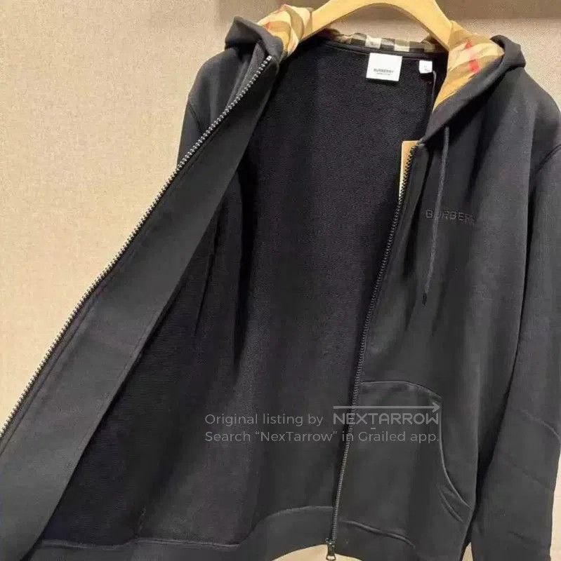 Burberry Burberry Black Cotton Logo Hoodie for Men. Size US XL / EU 56 / 4 - 3 Thumbnail