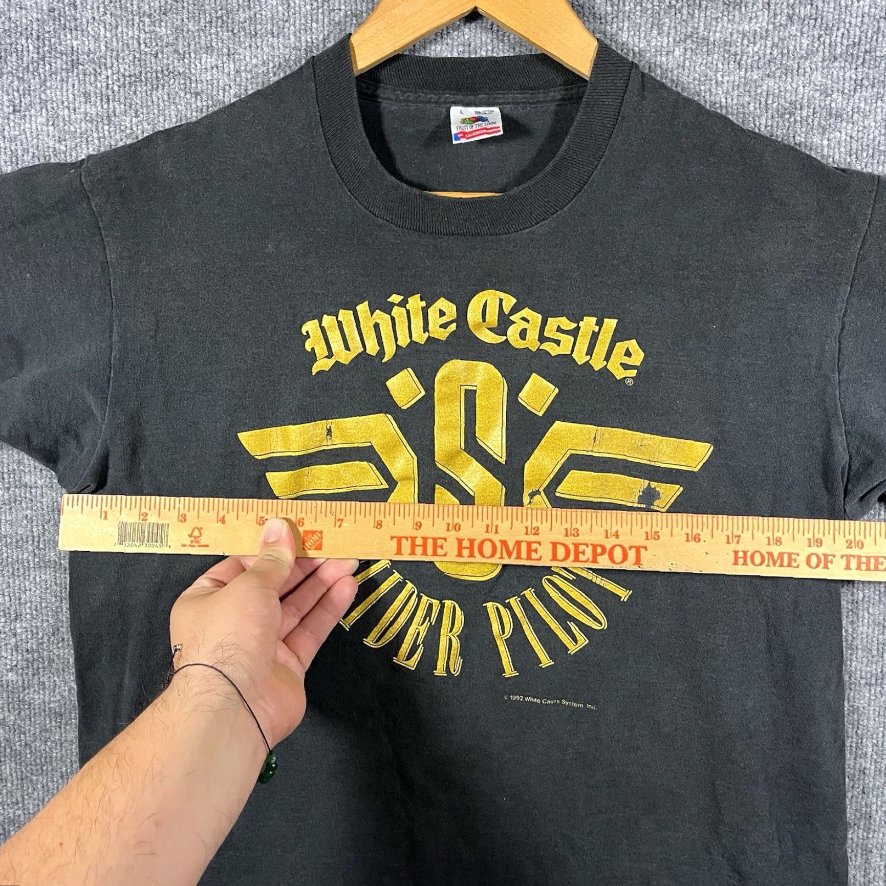Fruit Of The Loom VINTAGE White Castle Slyder Pilot T-shirt Mens L Single Stitch 80s Made USA Size US L / EU 52-54 / 3 - 6 Thumbnail