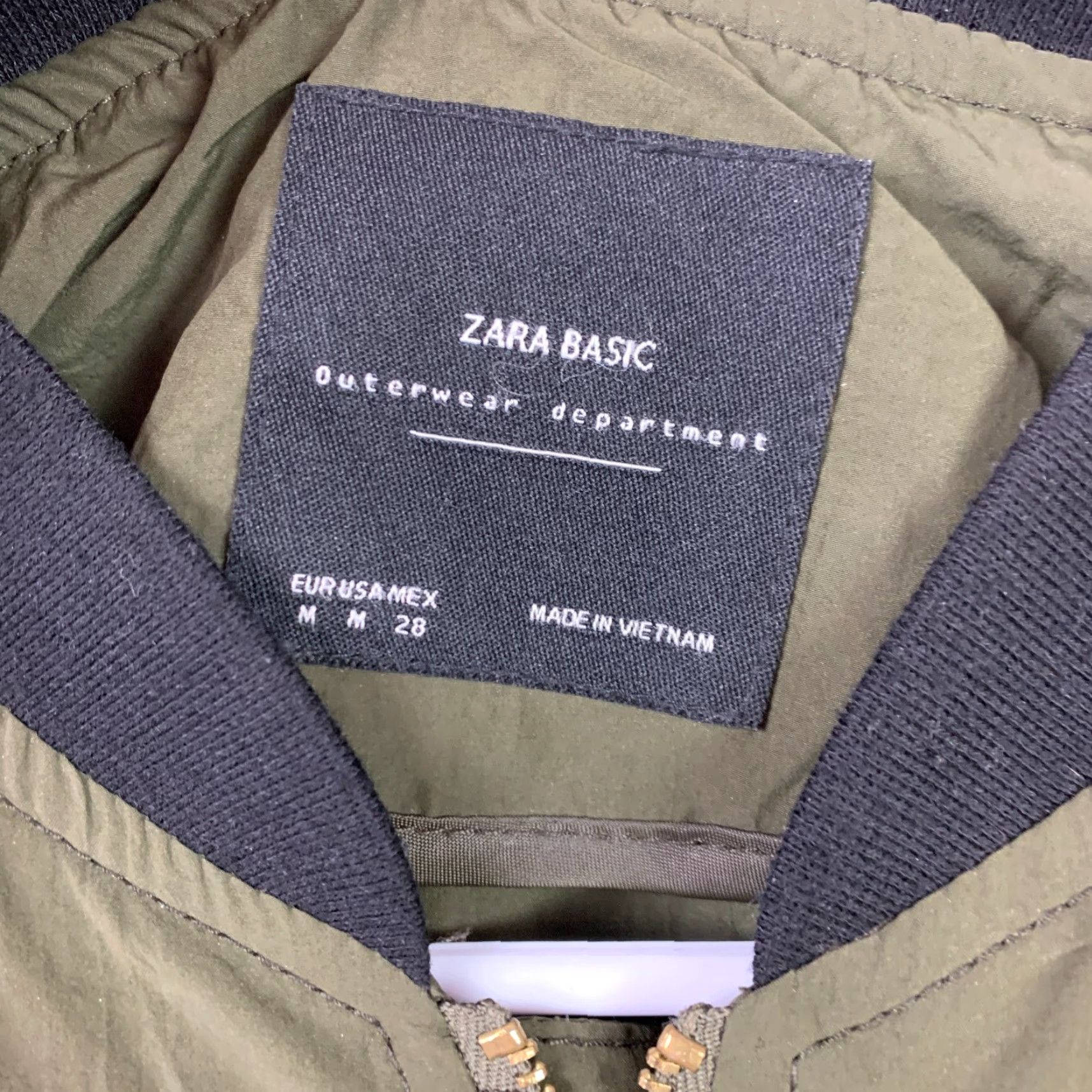 Zara Zara Bomber Jacket Army Green Black Gold Lightweight Medium Jacket Mens Fashion Casual Size M / US 6-8 / IT 42-44 - 3 Thumbnail