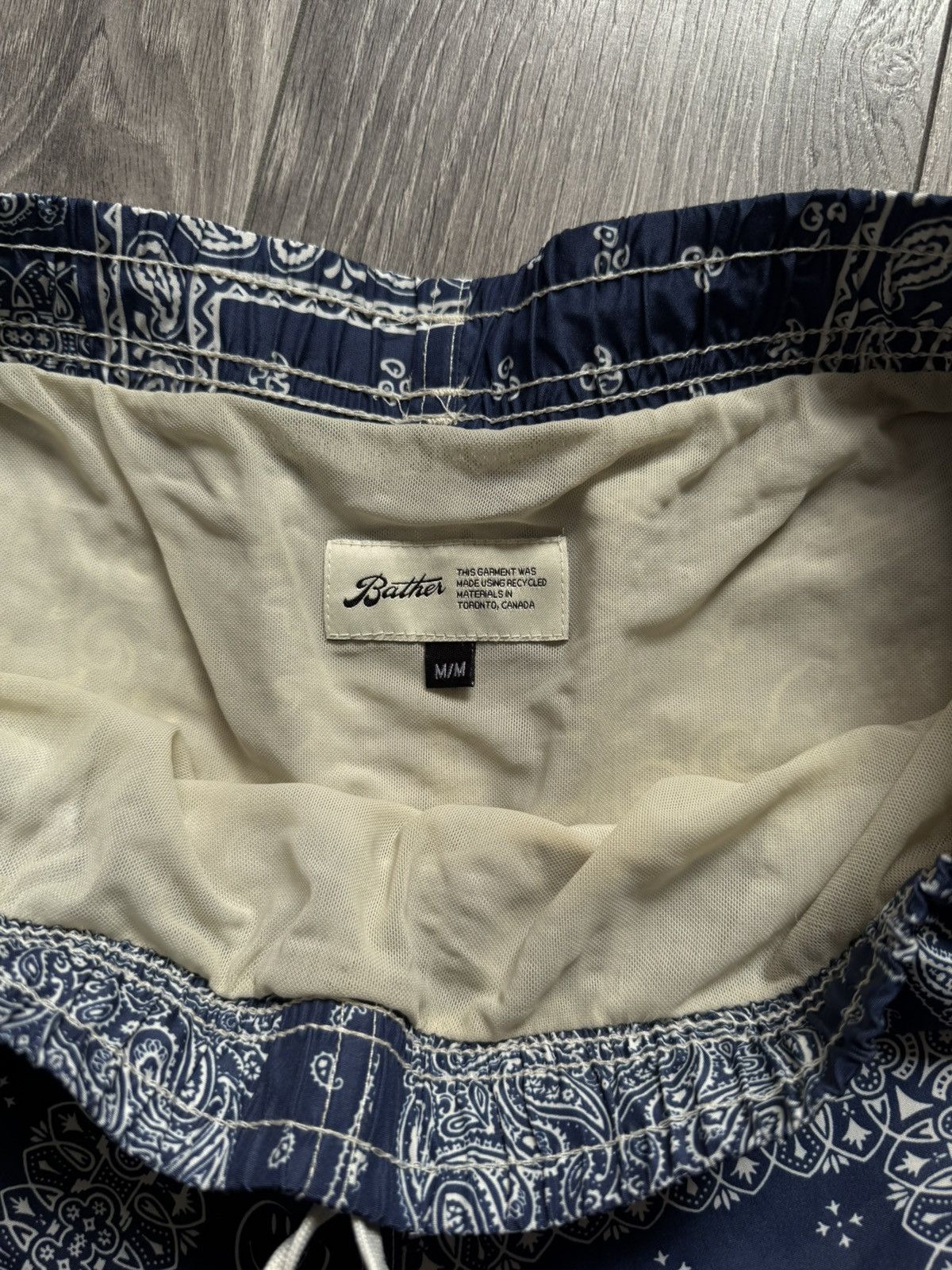 Bather Bather Navy Bandana Print Swim Trunks M Size US 31 - 3 Thumbnail
