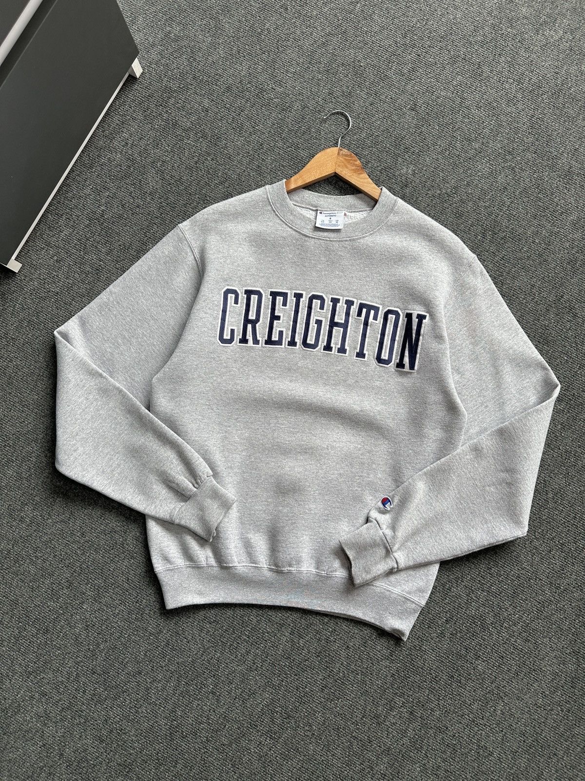 Champion Vintage CHAMPION Creighton Big Logo Sweatshirt Size US S / EU 44-46 / 1 - 3 Thumbnail