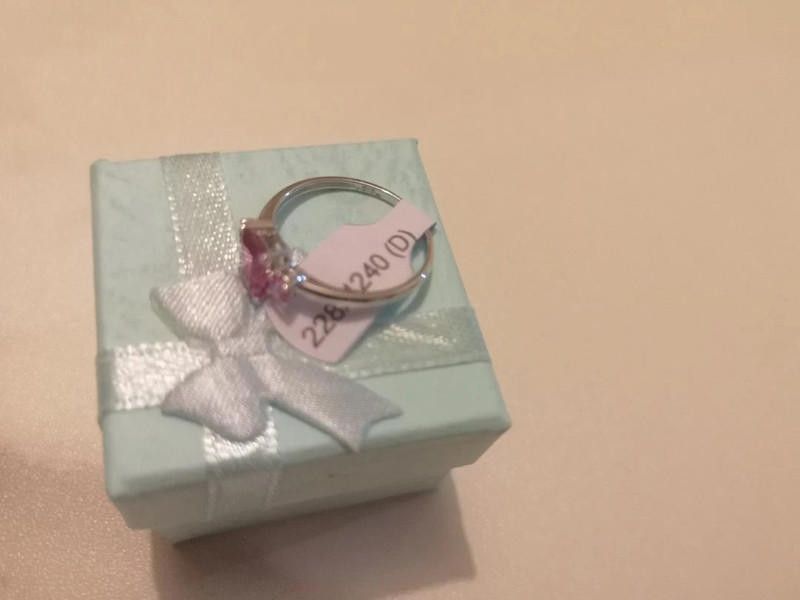 Designer 9ct white gold ladies ring M Size ONE SIZE - 3 Thumbnail
