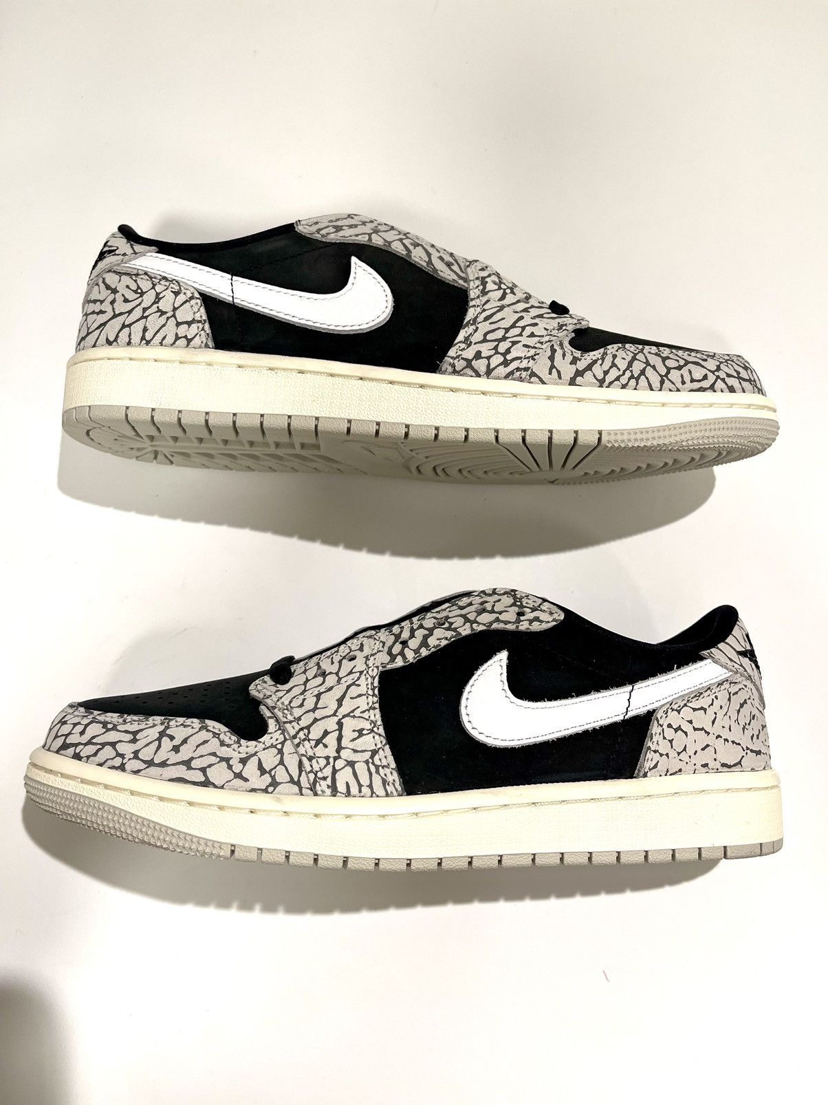 Jordan Brand JORDAN 1 RETRO LOW OG BLACK CEMENT Size US 9 / IT 39 - 3 Thumbnail