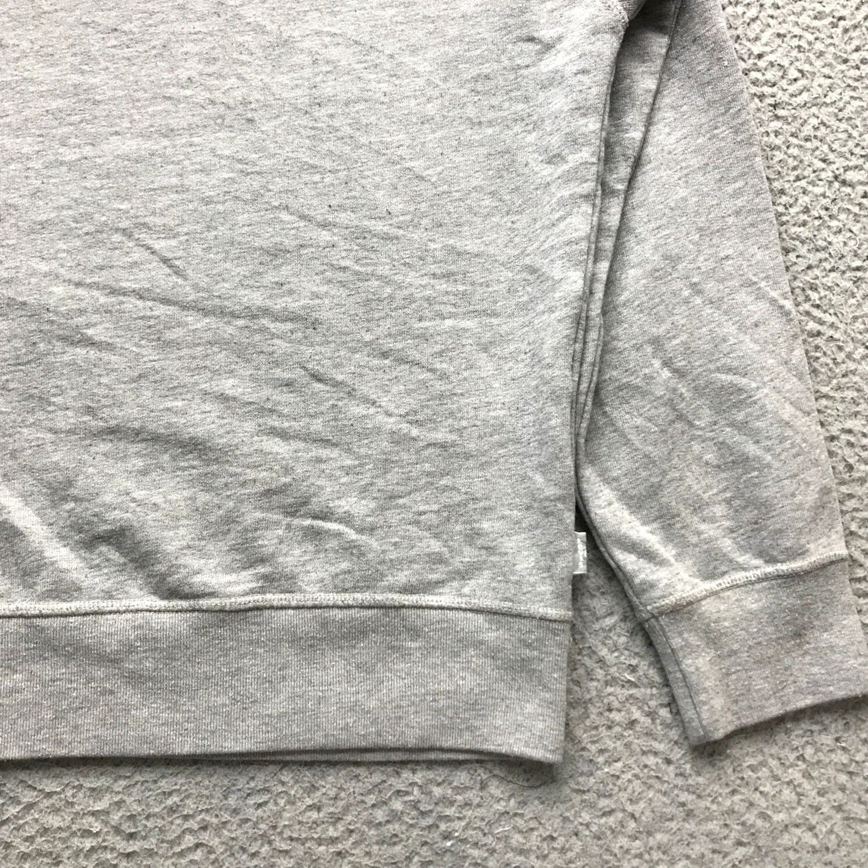 Levi's Levis Sweatshirt Mens Small Long Sleeve Crew Neck Graphic Logo Gray Classic Silver Tab Size US S / EU 44-46 / 1 - 6 Thumbnail