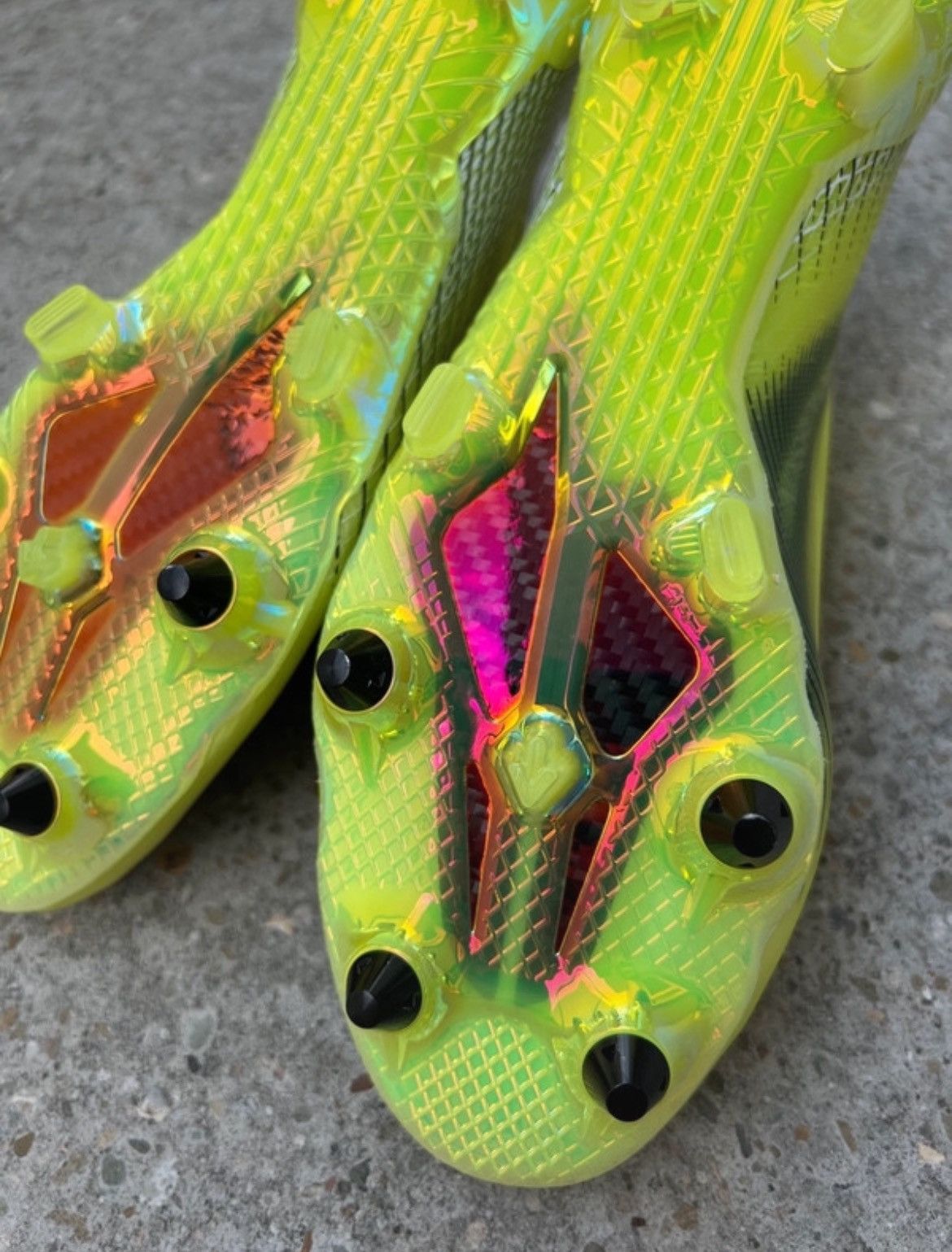 Adidas Soccer shoes Adidas X Ghosted SG 05.2020 Size US 9 / EU 42 - 9 Thumbnail