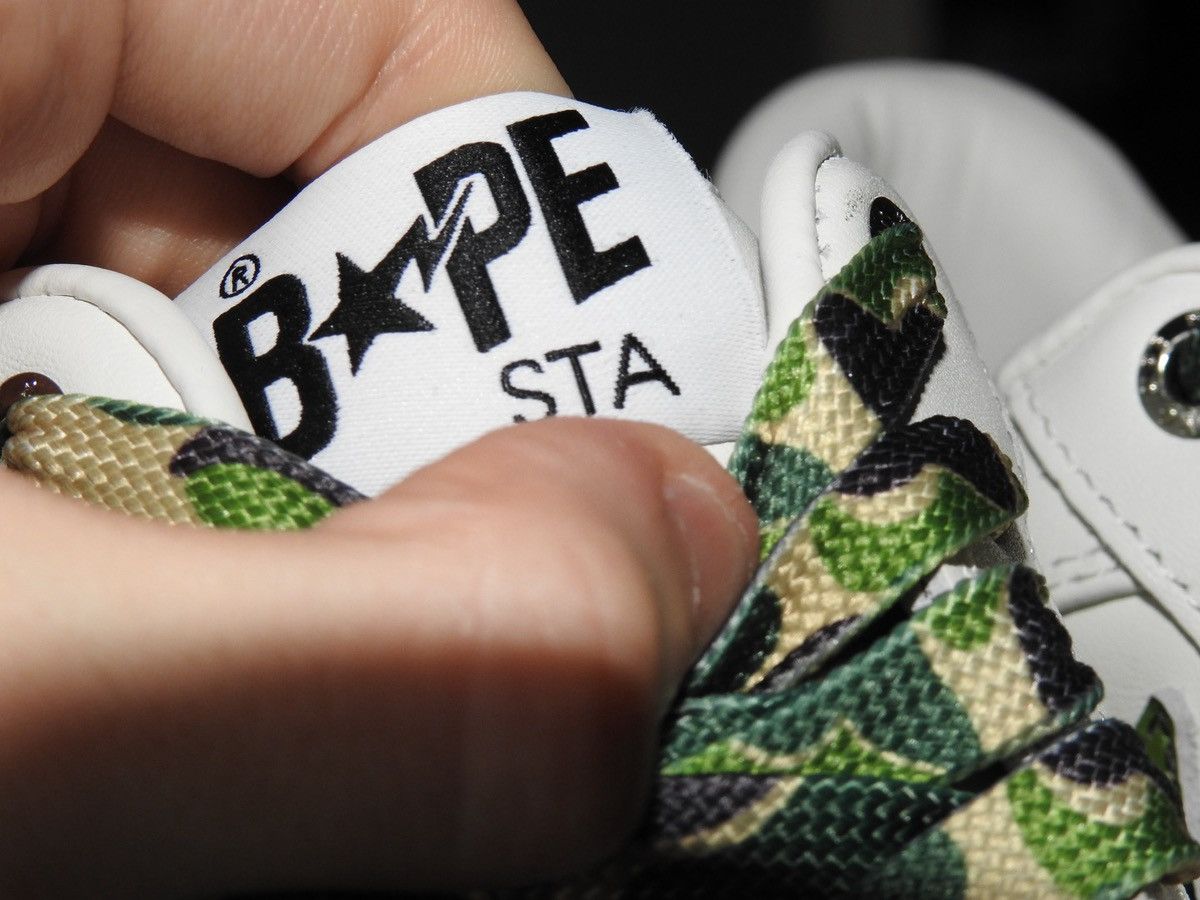 Bape BAPE STA Low White / Green ABC Camo (2024) Size US 10 / EU 43 - 15 Thumbnail