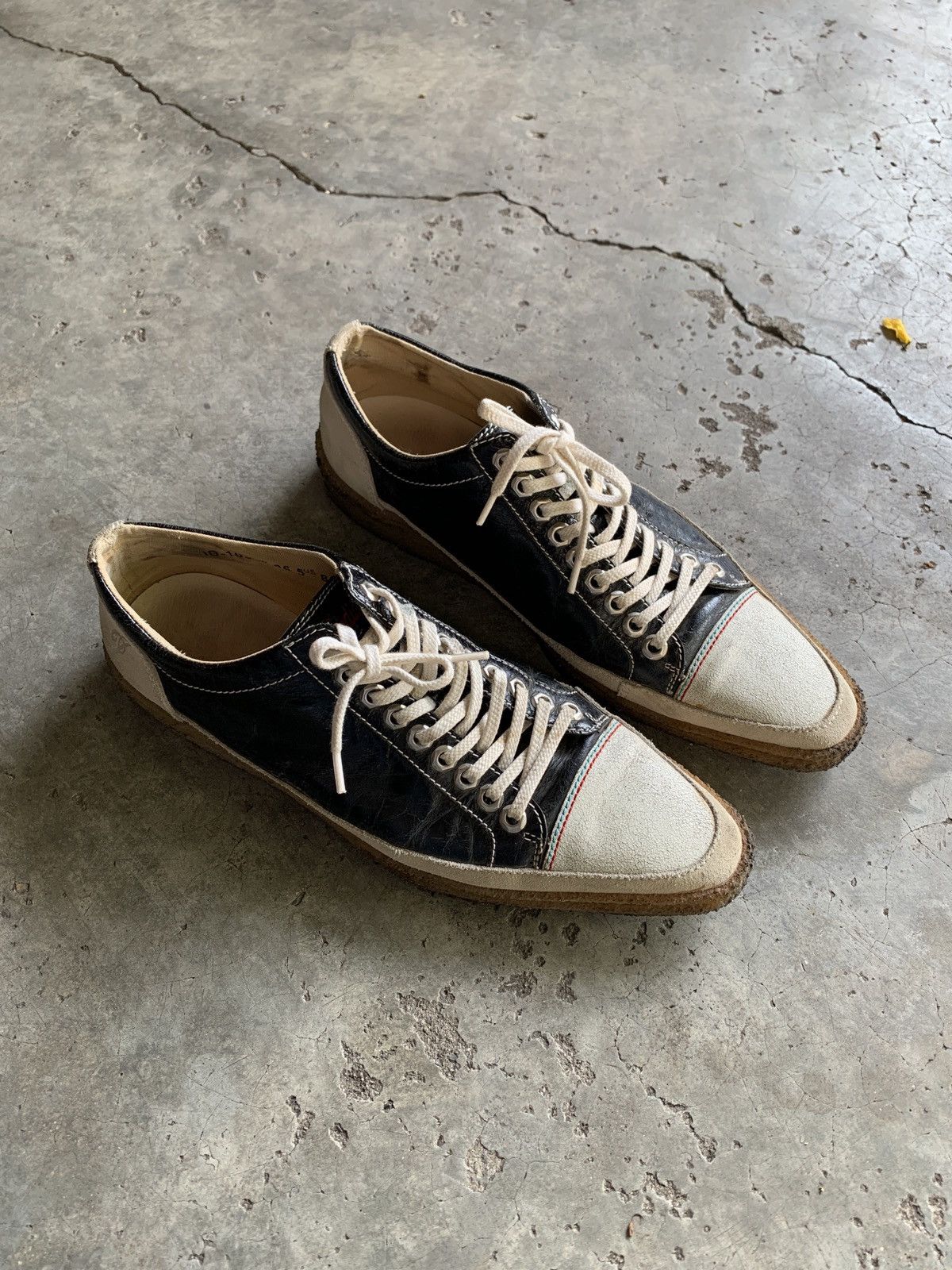 Indian Motorcycle Vintage Indian Motorcycle Leather Low-Top Sneakers Size US 9.5 / EU 42-43 - 1 Thumbnail