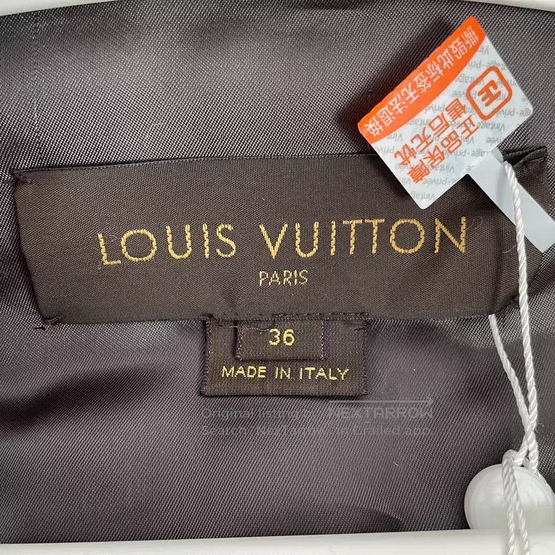 Louis Vuitton Louis Vuitton Black Grey Plush Collar Quilted Jacket Size XS / US 0-2 / IT 36-38 - 3 Thumbnail