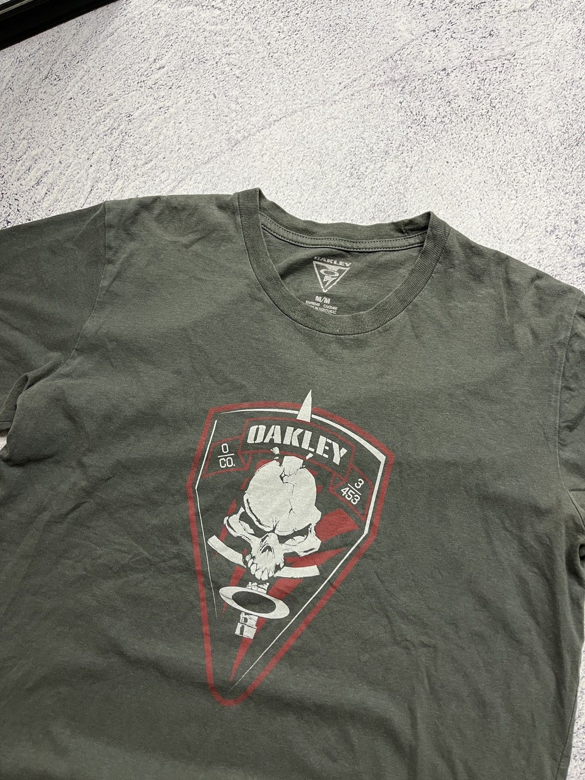 Oakley × Vintage Vintage Oakley Tee Big Skull Logo T Shirt Size US M / EU 48-50 / 2 - 5 Thumbnail