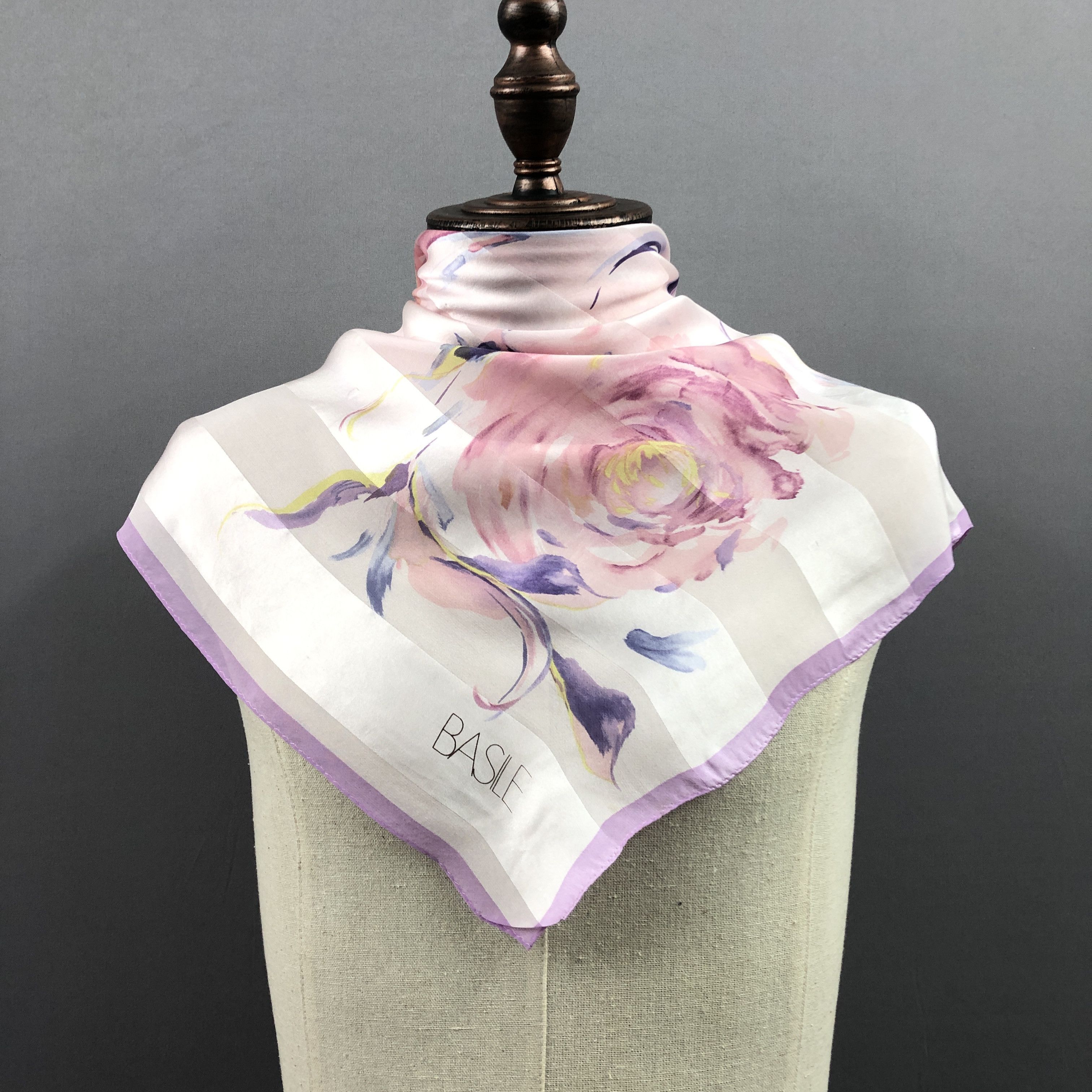 Designer × Vintage Vintage Basile SILK Scarf Twill Stole Wraps Scarves Size ONE SIZE - 19 Thumbnail