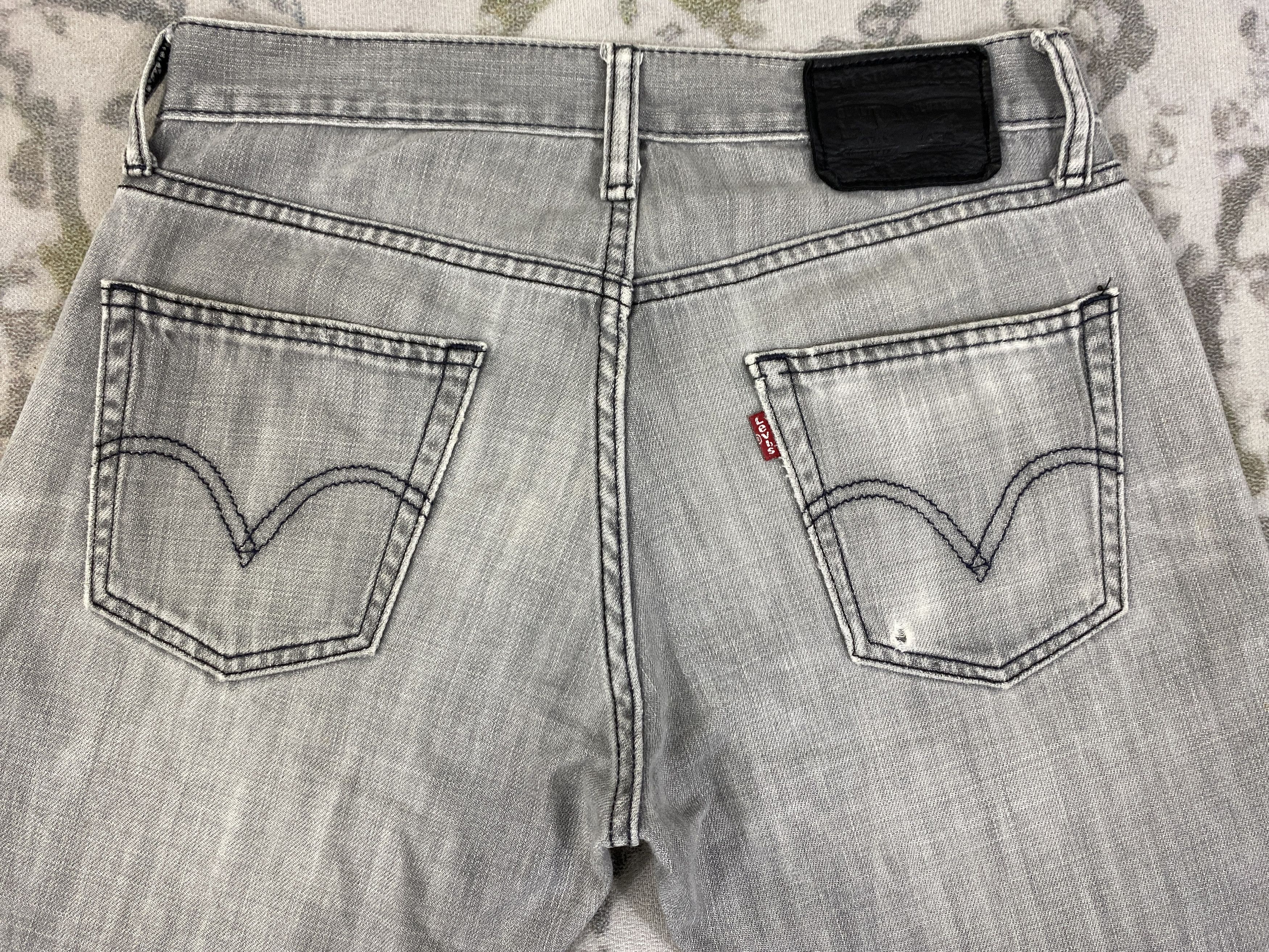 Levi's Grey Levi's 514 Jeans 29x29 Denim -JN2126 Size US 29 - 4 Thumbnail