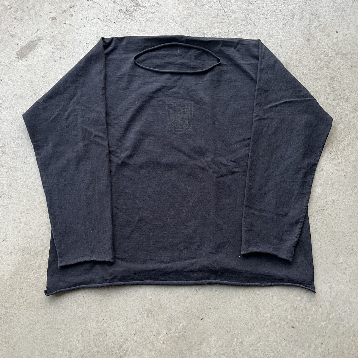 Kanye West × Yeezy yeezy vultures long sleeve Size US M / EU 48-50 / 2 - 1 Thumbnail