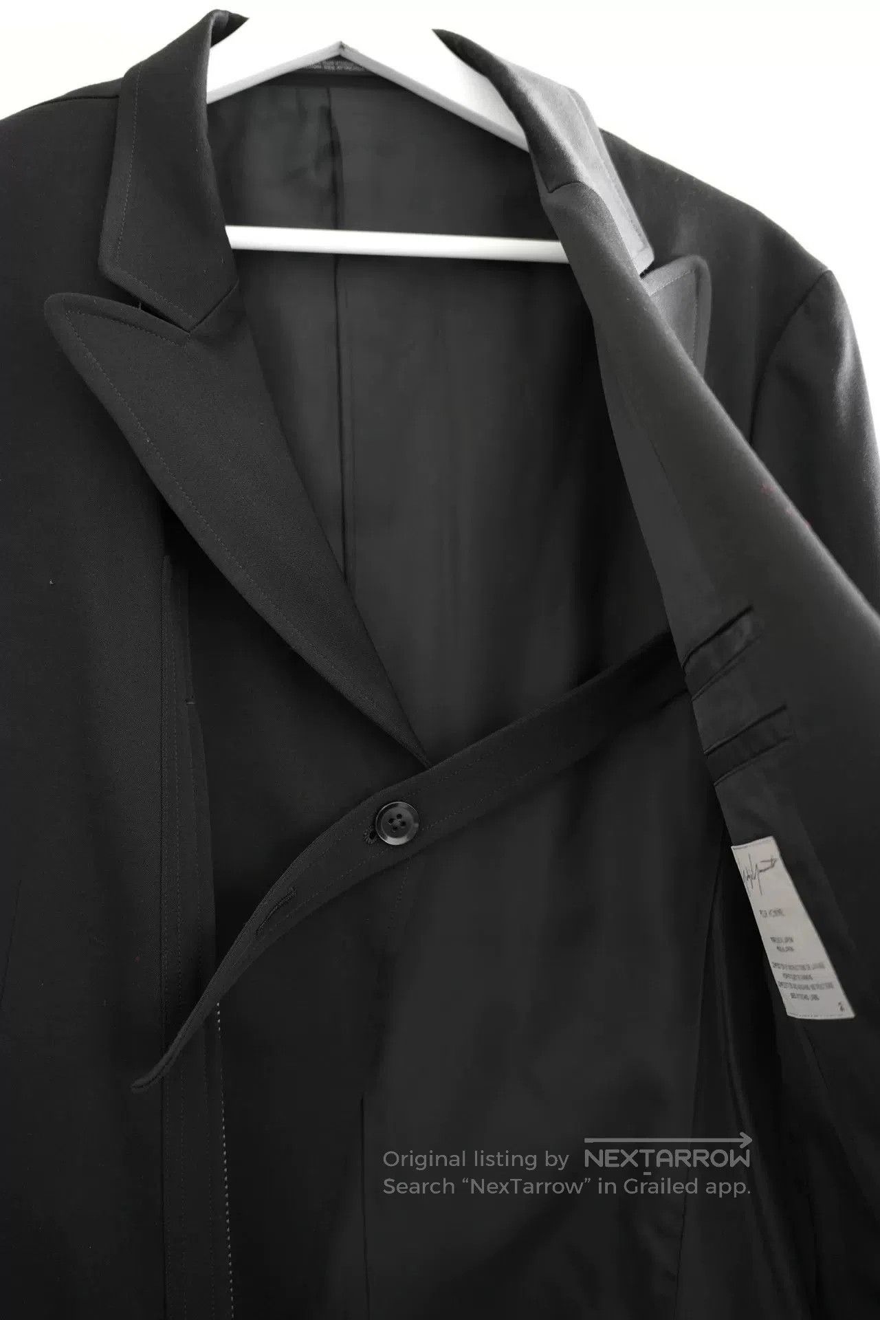 Yohji Yamamoto yohji yamamoto black suit with red cuffs. Size US S / EU 44-46 / 1 - 6 Thumbnail