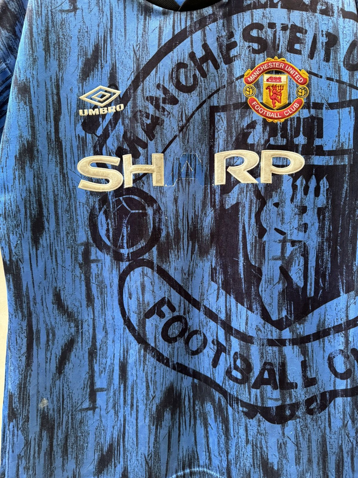 Umbro × Vintage 1992 1993 Manchester United Umbro away jersey Size US S / EU 44-46 / 1 - 3 Thumbnail