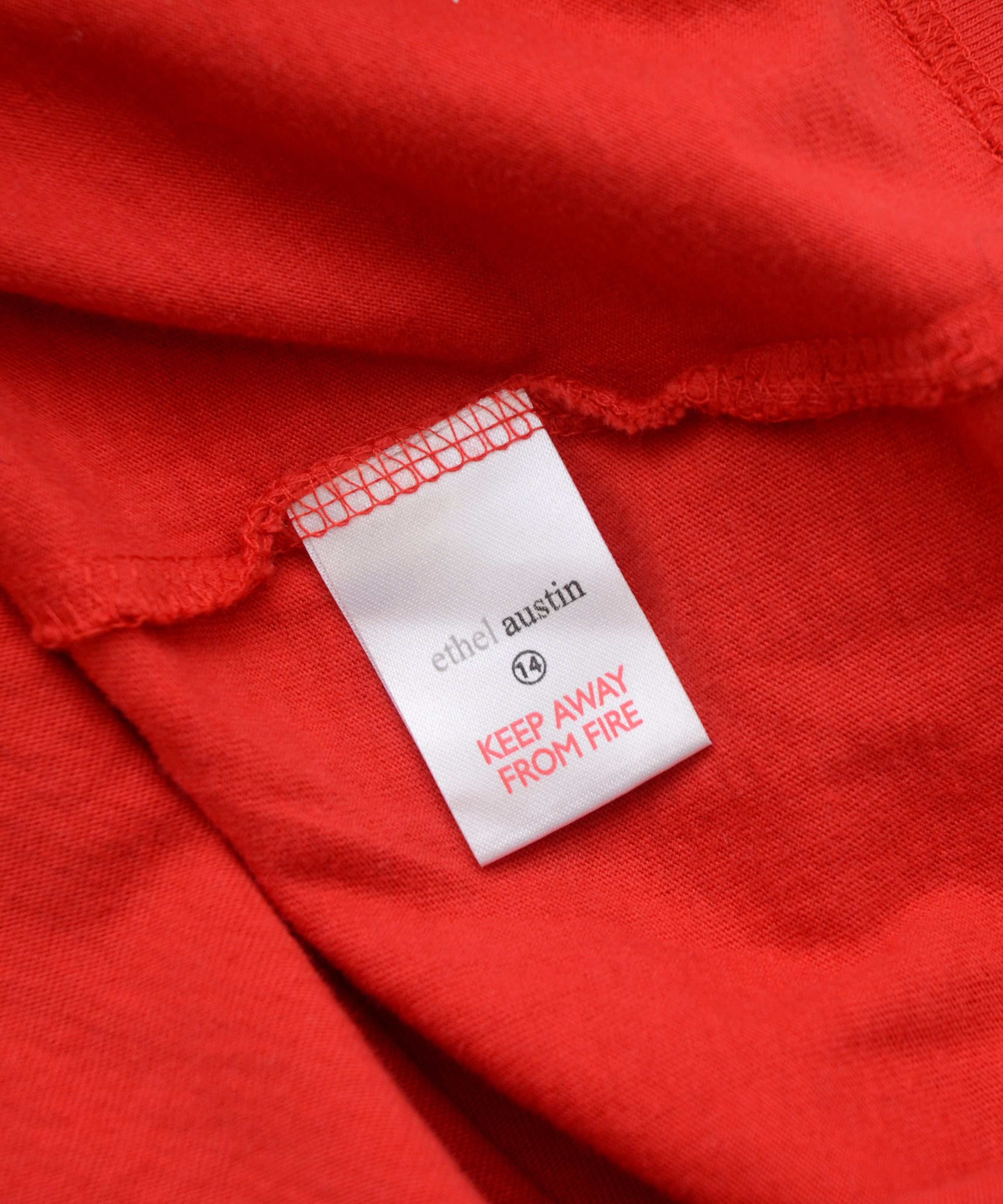 Japanese Brand × Vintage Vintage Betty Boop “Sassy” Tee T-shirt Red Big Print 2010 Size S / US 4 / IT 40 - 9 Thumbnail