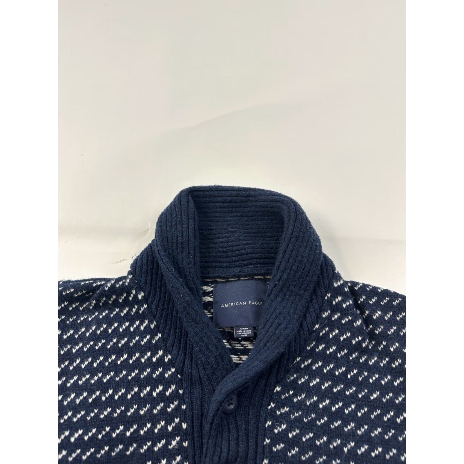 American Eagle Outfitters American Eagle Sweater Mens Small Two Button Mock Neck Size US S / EU 44-46 / 1 - 2 Thumbnail