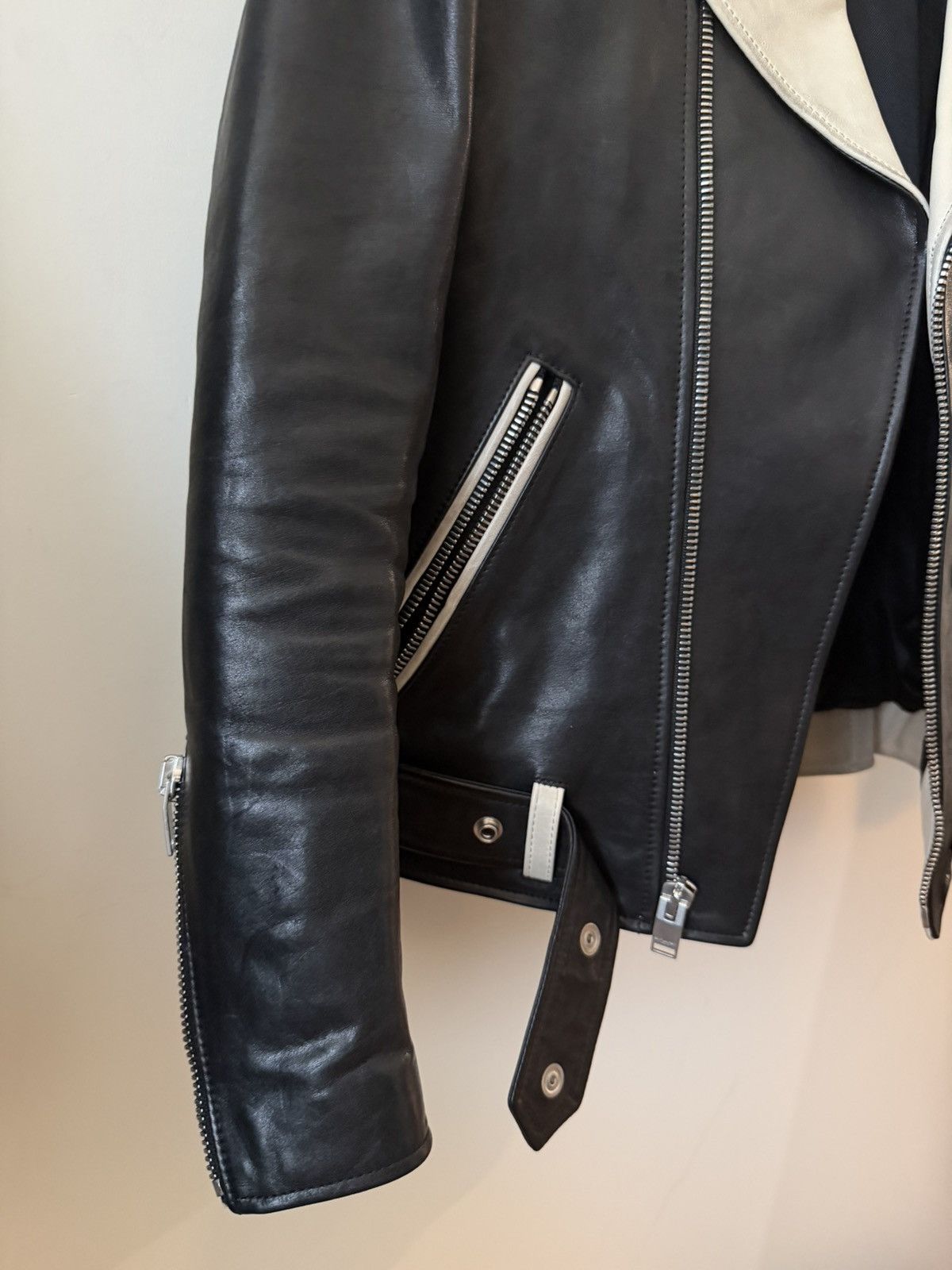 Saint Laurent Paris Saint Laurent Paris hedi slimane leather bike jacket Size US S / EU 44-46 / 1 - 7 Thumbnail