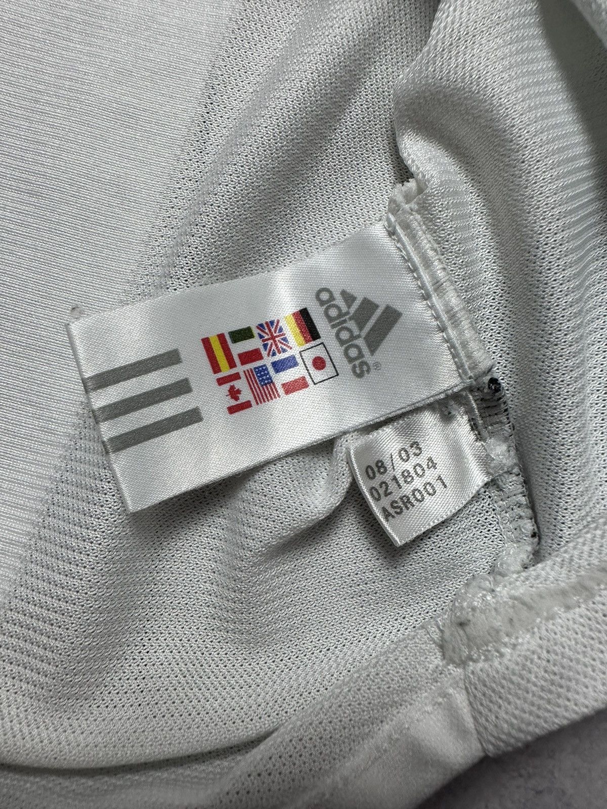 Adidas Vintage adidas soccer jersey Real Madrid size XL Size US XL / EU 56 / 4 - 6 Thumbnail
