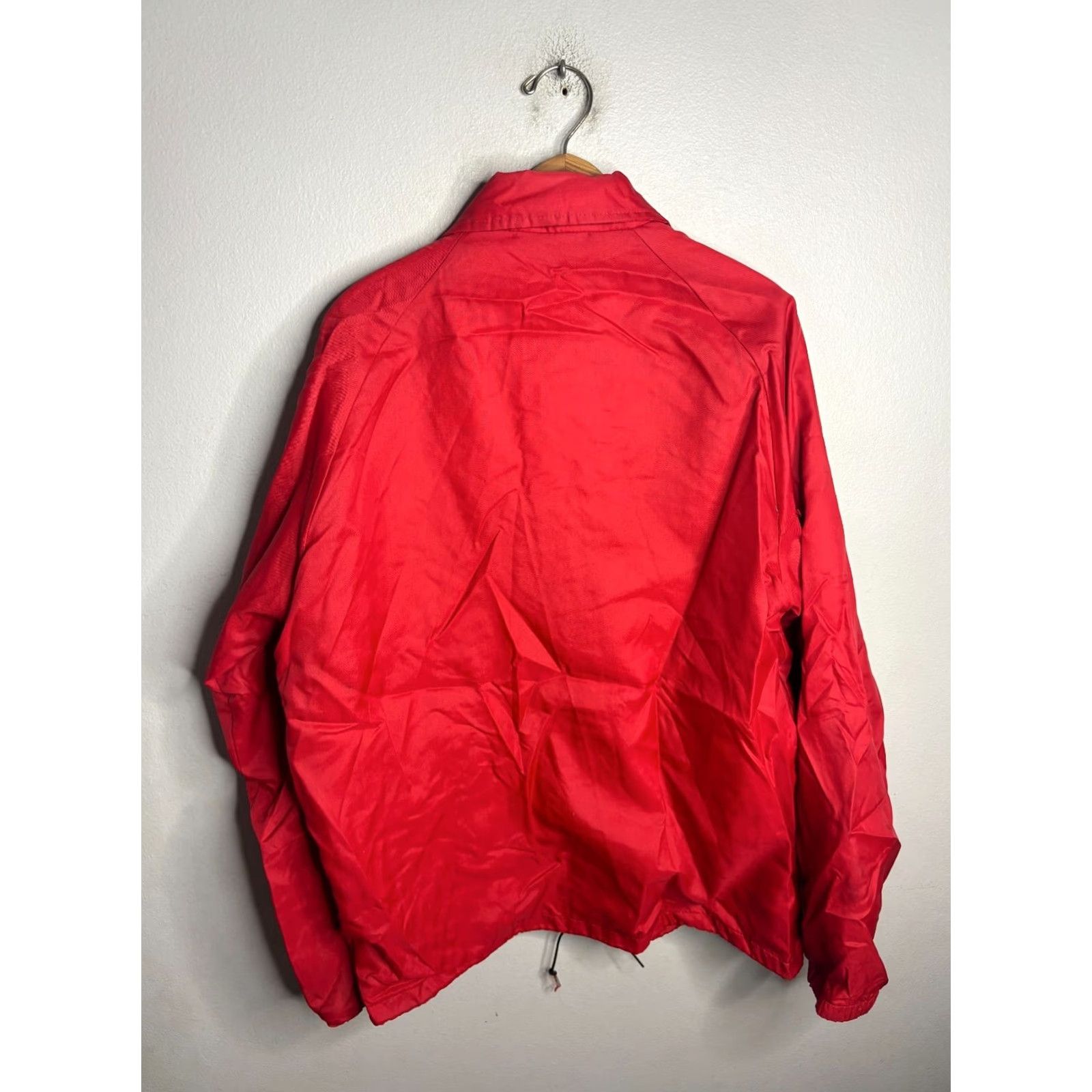 Chalk Line VINTAGE Chalk Line Windbreaker Jacket Mens L Red 80s 90s Football Nylon Satin Lined Quilted Spring Fall Winter Snap On Button Zip Buttoned Bordered Size US L / EU 52-54 / 3 - 5 Thumbnail